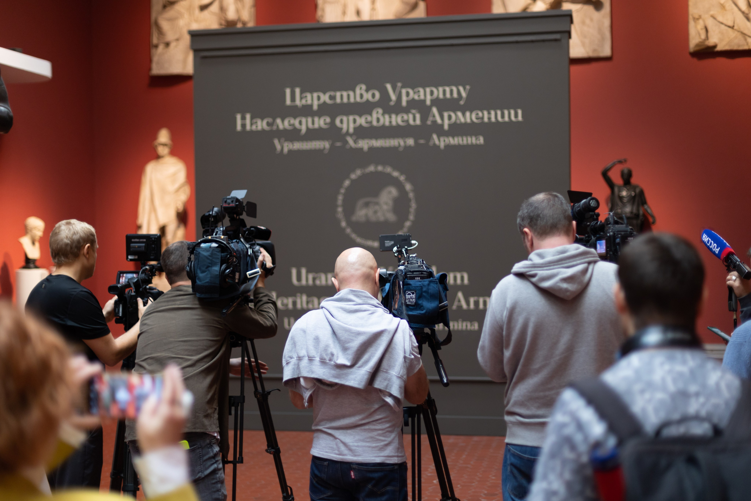 Пушкинский музей: открытие выставки Царству Урарту. Репортажный фотограф видеограф в Москве Ольга Плаксина