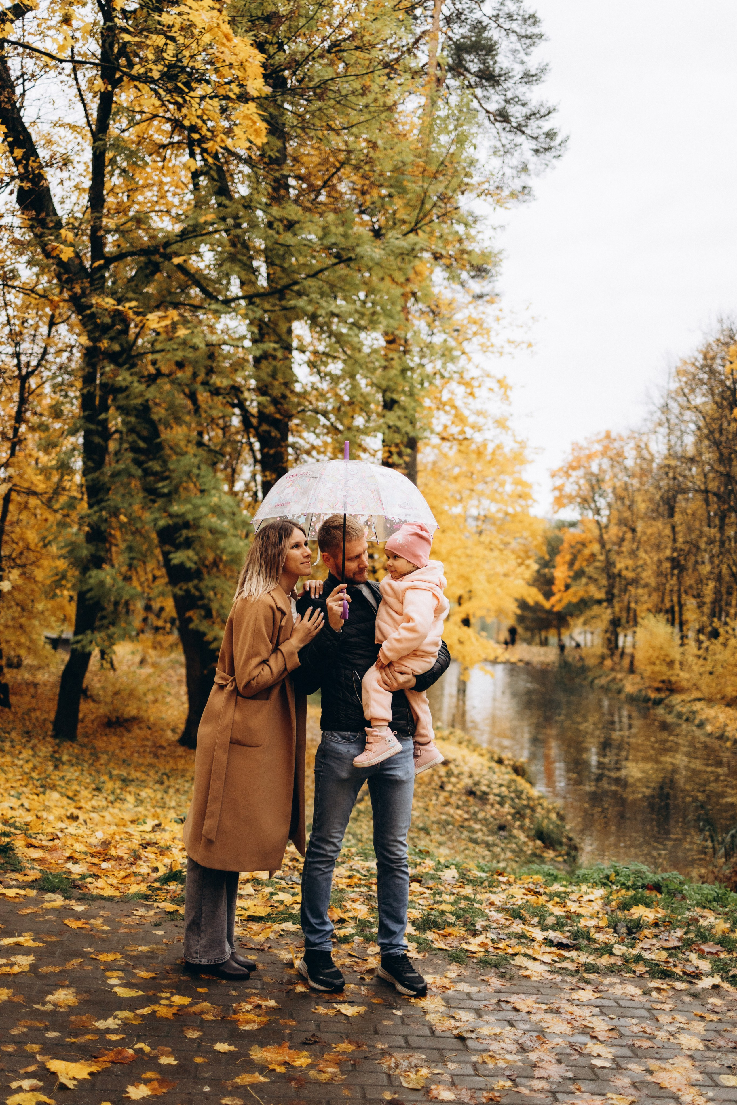 Осенняя семейная фотосъемка (11.10.2025 г.) г. Обнинск (Калужская обл.). Надежда Стар семейный и церковный фотограф в Жукове и Калужской области