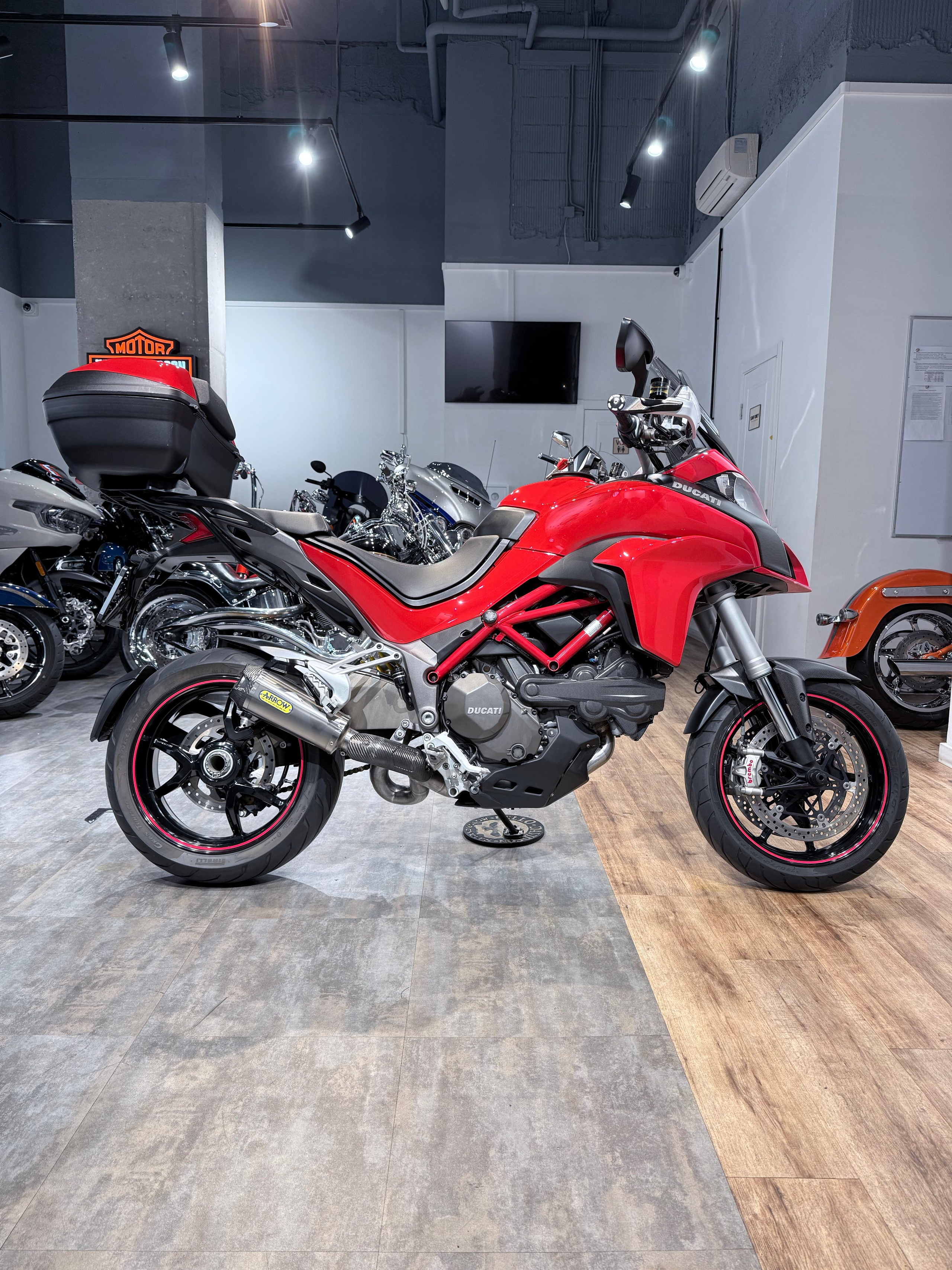 Ducati Multistrada 1200S Carbon. Hello Davidson, Москва. Только хорошие мотоциклы…