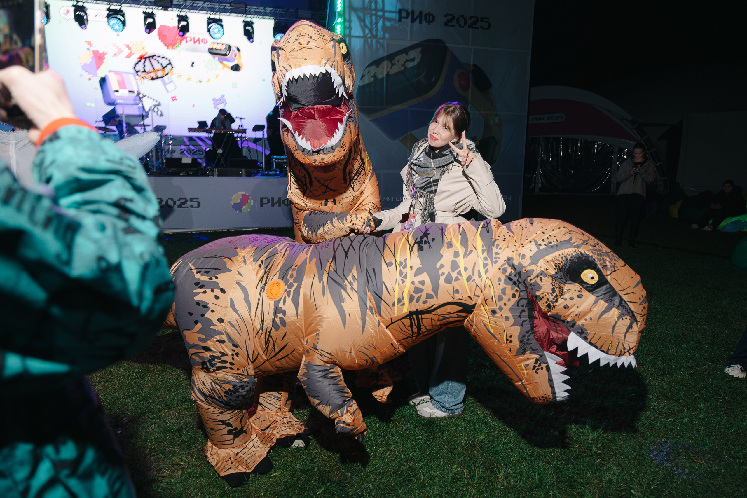 Россйский интернет форум 2025. Свадебный фотограф Москва Саша Серегина (Сашина)