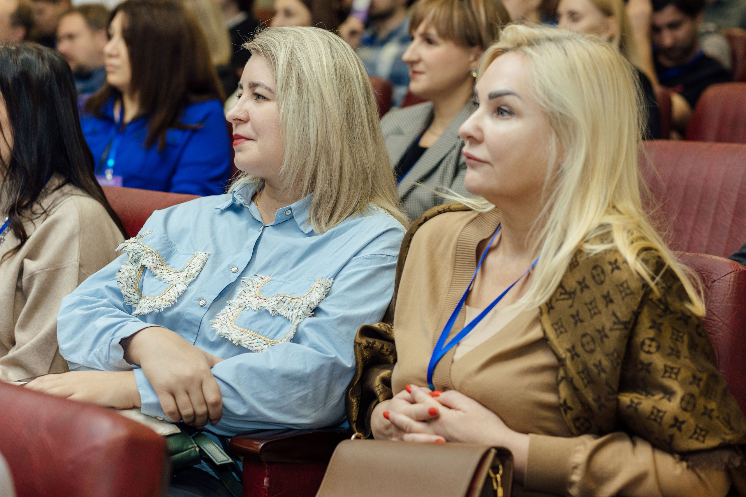 Съёмка репортажа — Конференция о бизнесе для бизнеса «Траектория 25». Фотограф для бизнеса. Павел Козырь