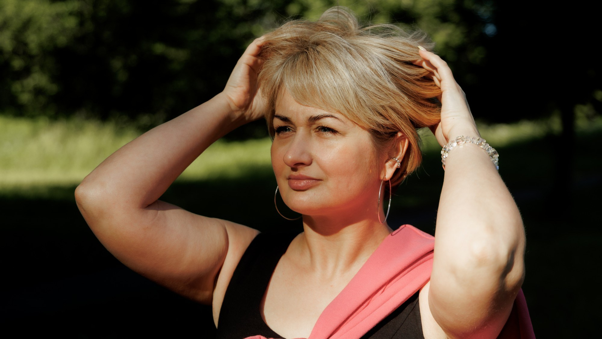 Татьяна, прогулка в парке Ильинка. Свадебный и семейный фотограф в г. Волхов Алексей Кочерыжкин