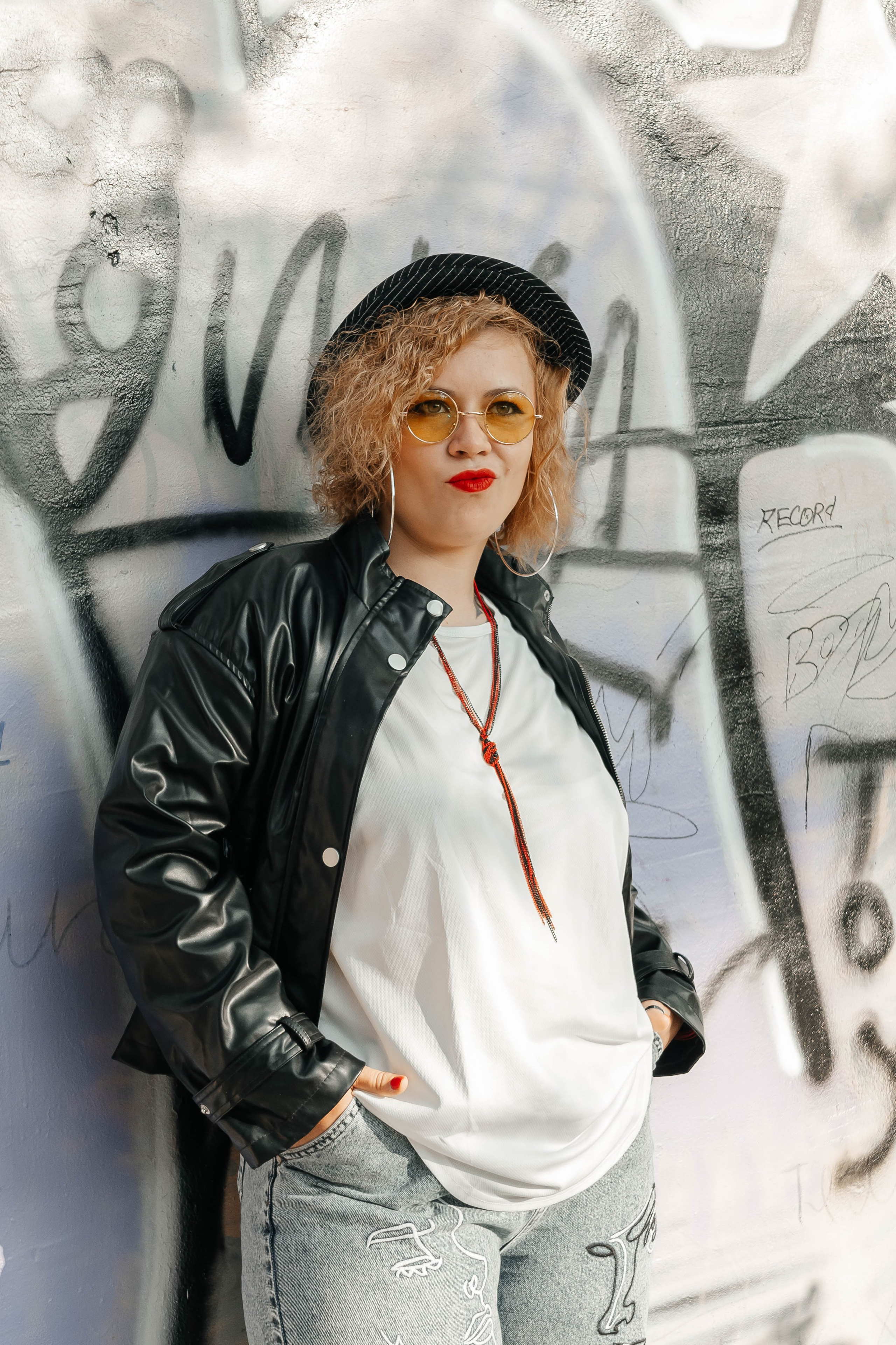 Рок-н-ролл прогулка. Предметный фотограф в Горячем Ключе Вера Швец