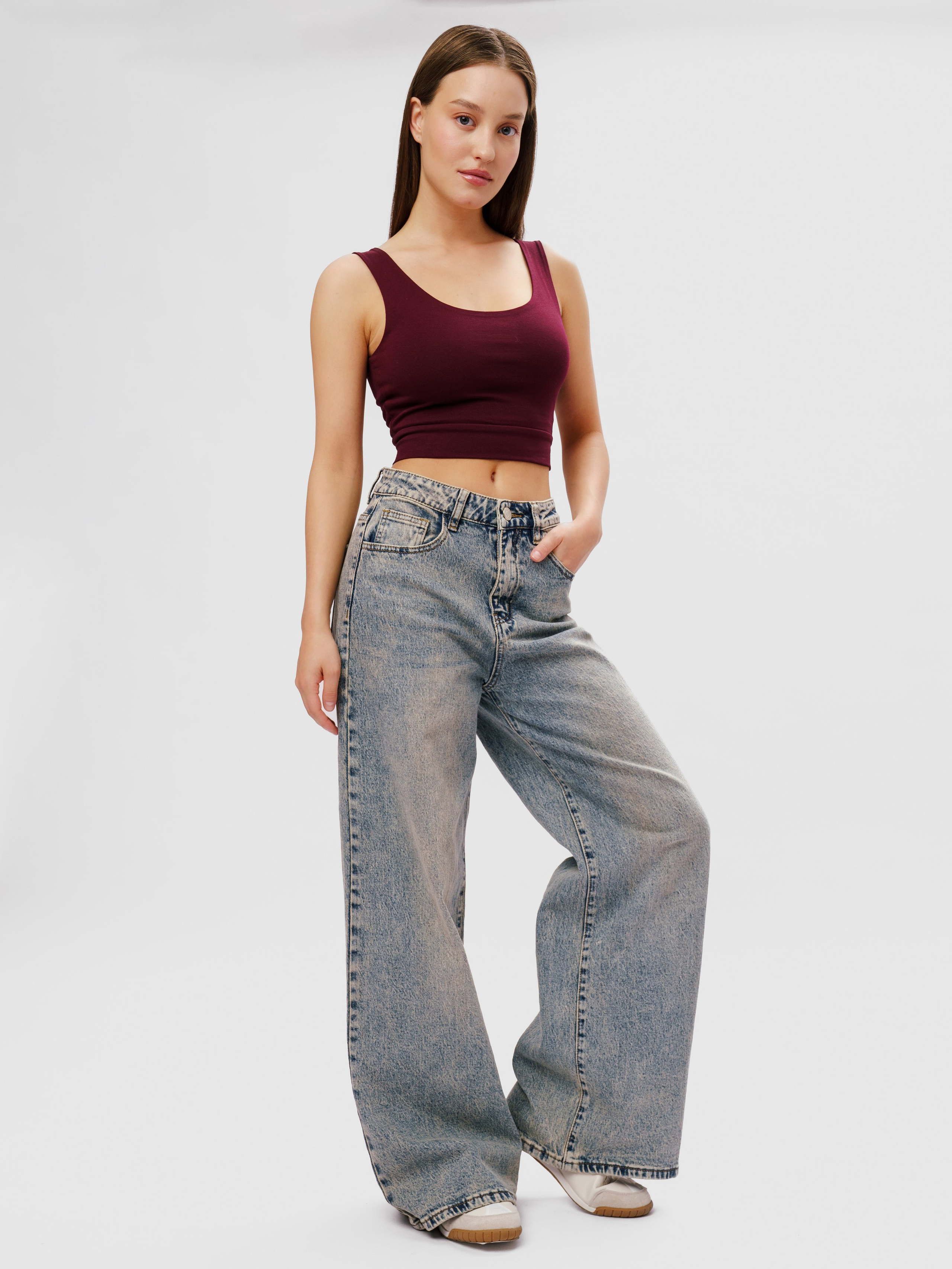 Анастасия, 40-42 р-р, рост 168. KED Production — продакшн из СПб. Создаём фото, видео и контент, который помогает брендам и селлерам продавать больше