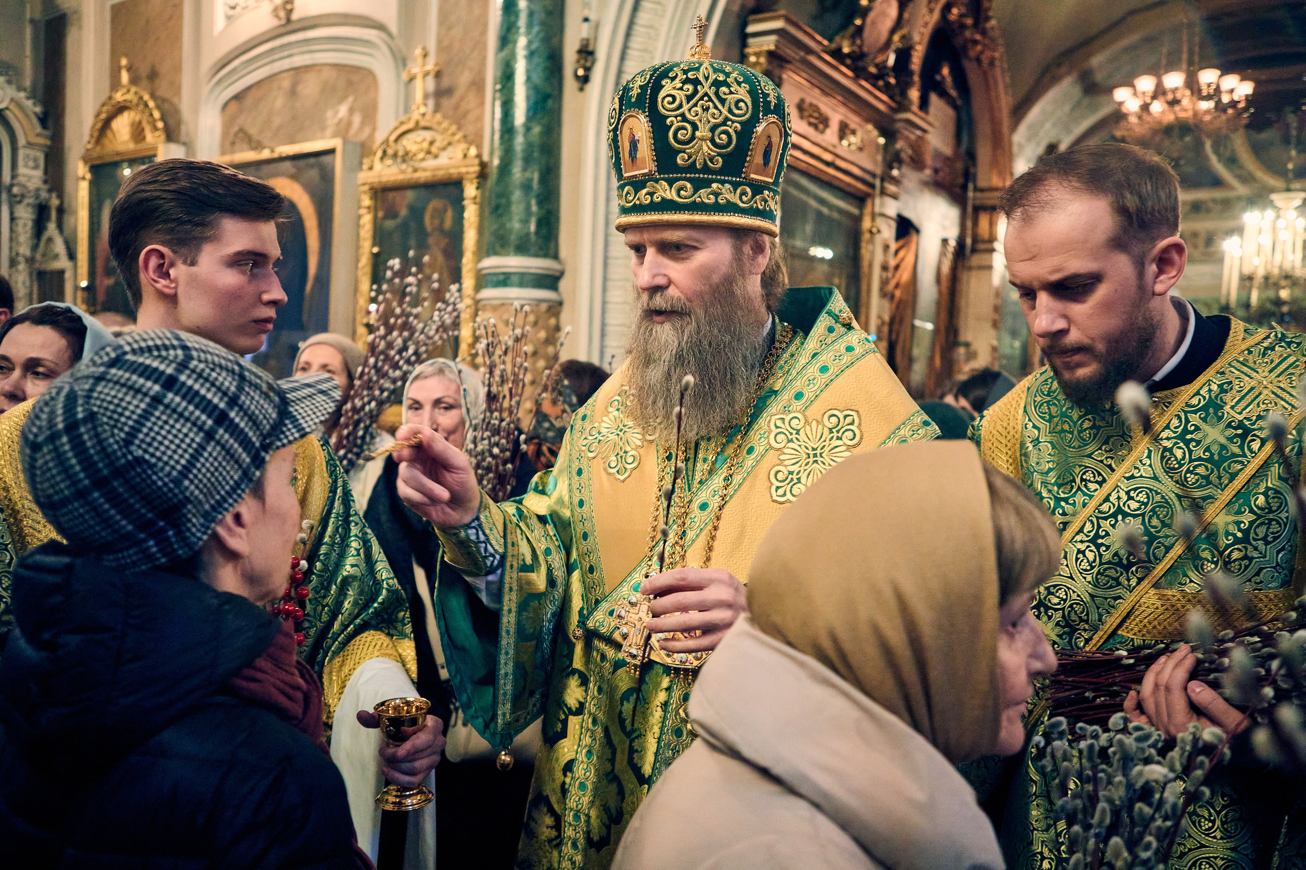 ВСЕНОЩНАЯ НА ВЕРБНОЕ ВОСКРЕСЕНИЕ. DMITRY MOISEENKO — фотограф, художник, топ-стилист