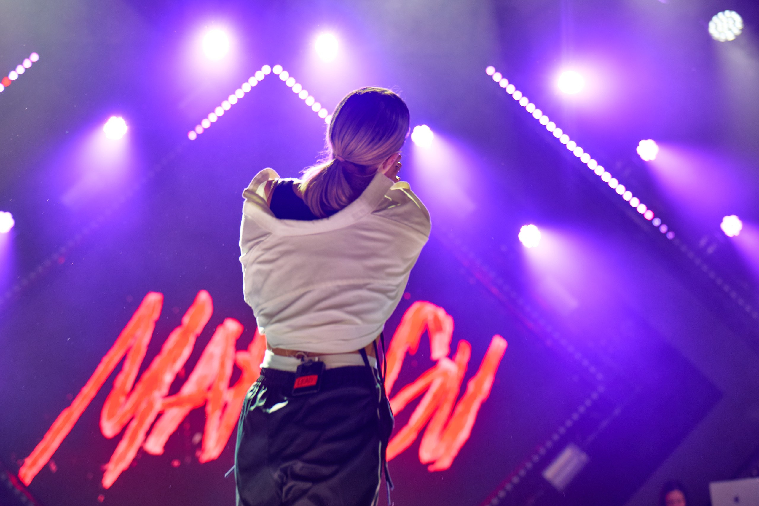 Концерт Mary Gu. Профессиональный репортажный фотограф Инесса Иминова