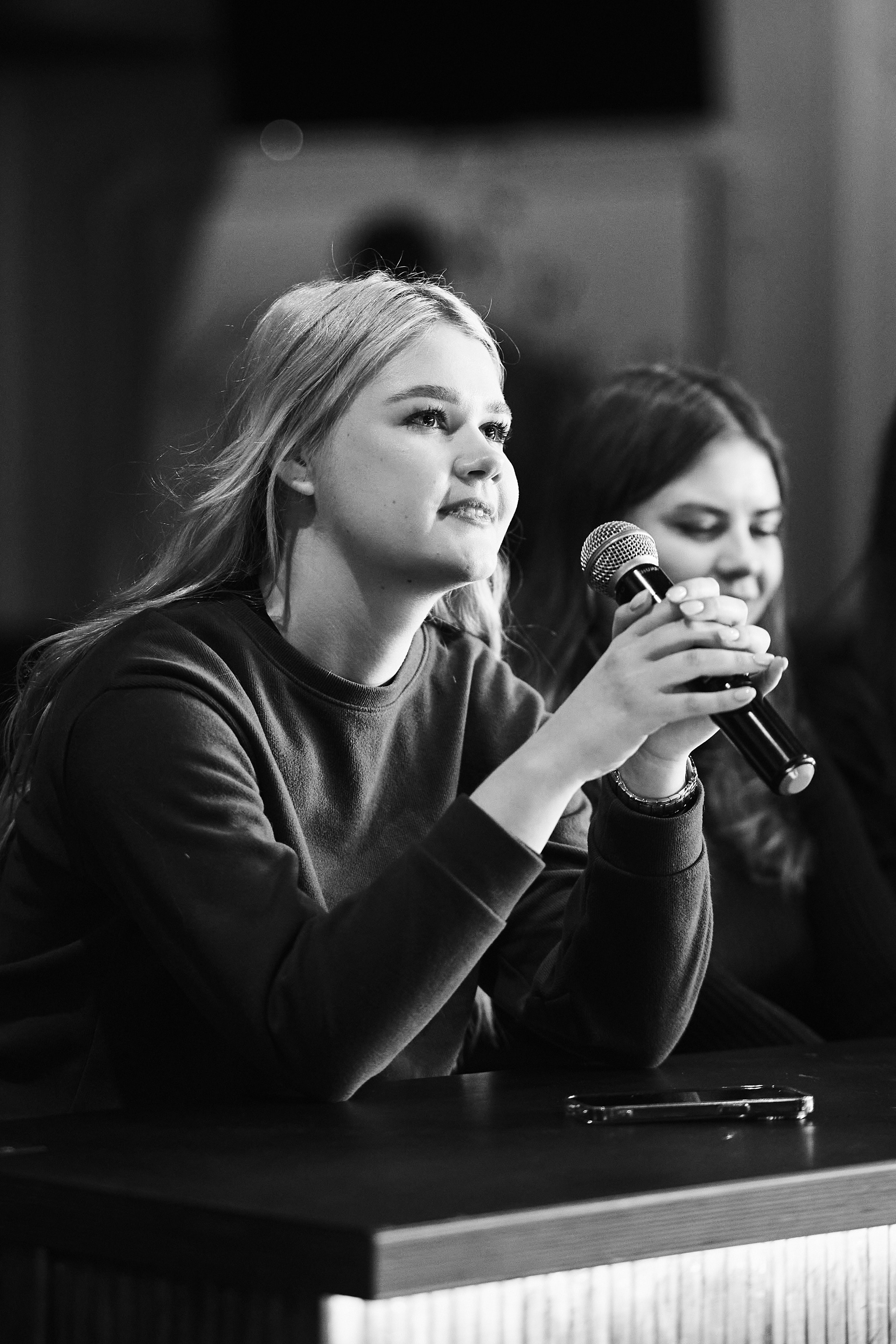 Импровизация с залом. Главная