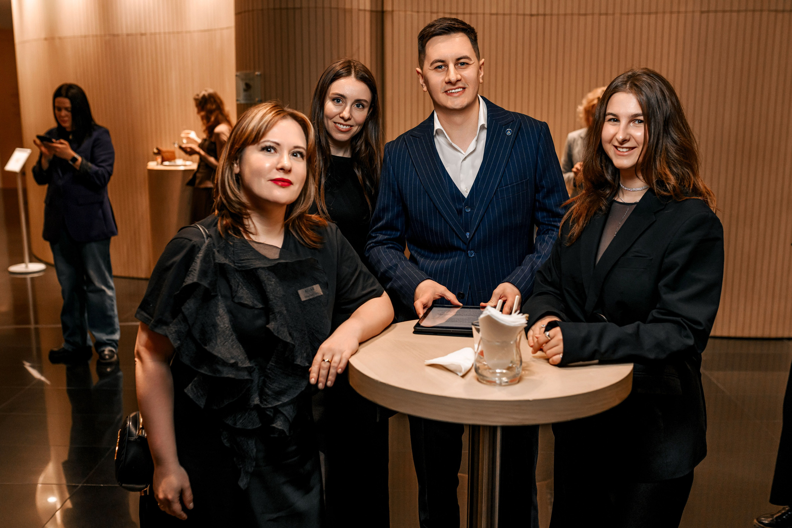 Атлас Девелопмент. Максим Комаров — Профессиональный фотограф