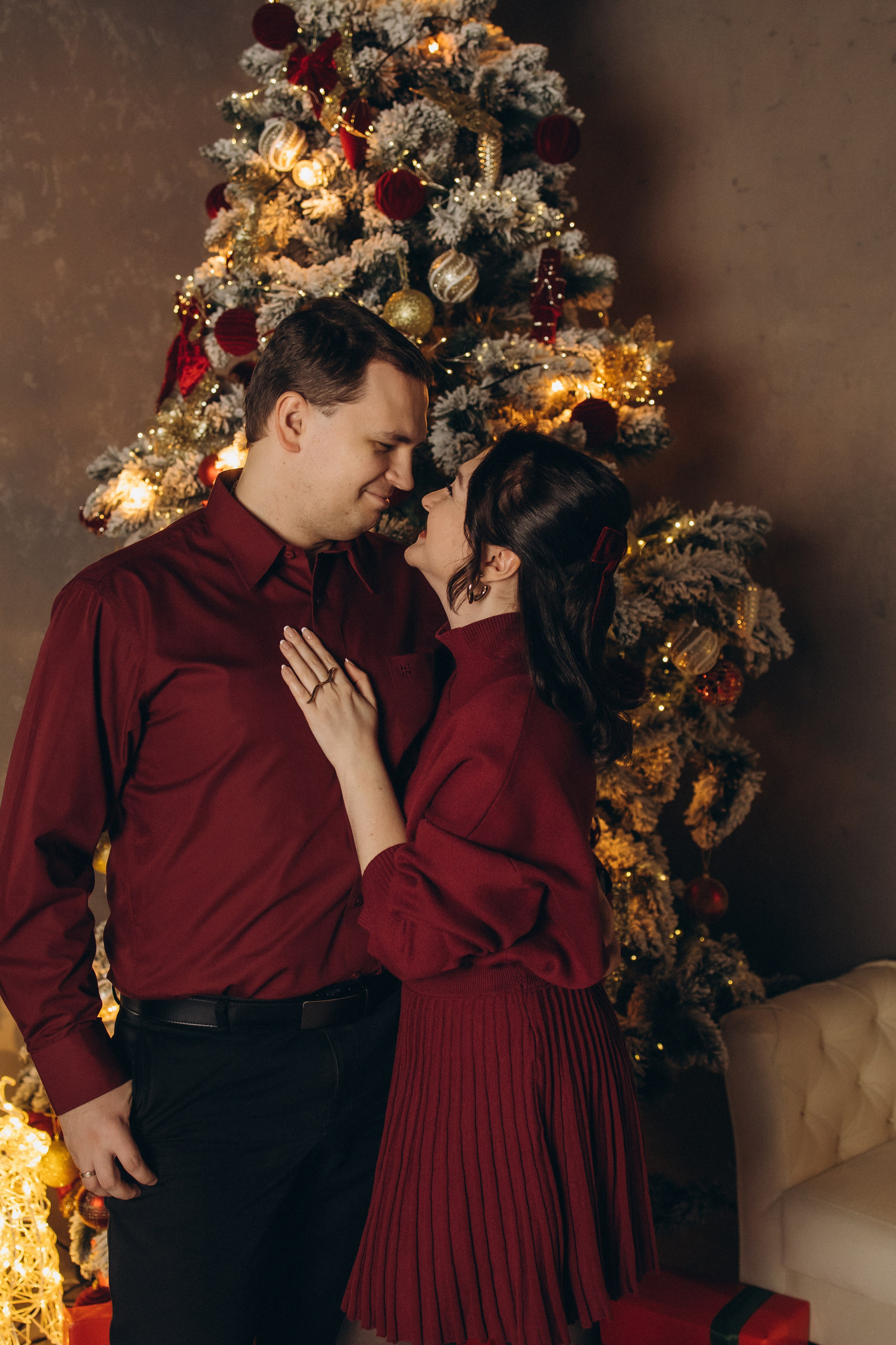 Новогодняя семейная студийная фотосъемка (29.12.2024)г.Обнинск (Калужская обл.). Надежда Стар семейный и церковный фотограф в Жукове и Калужской области