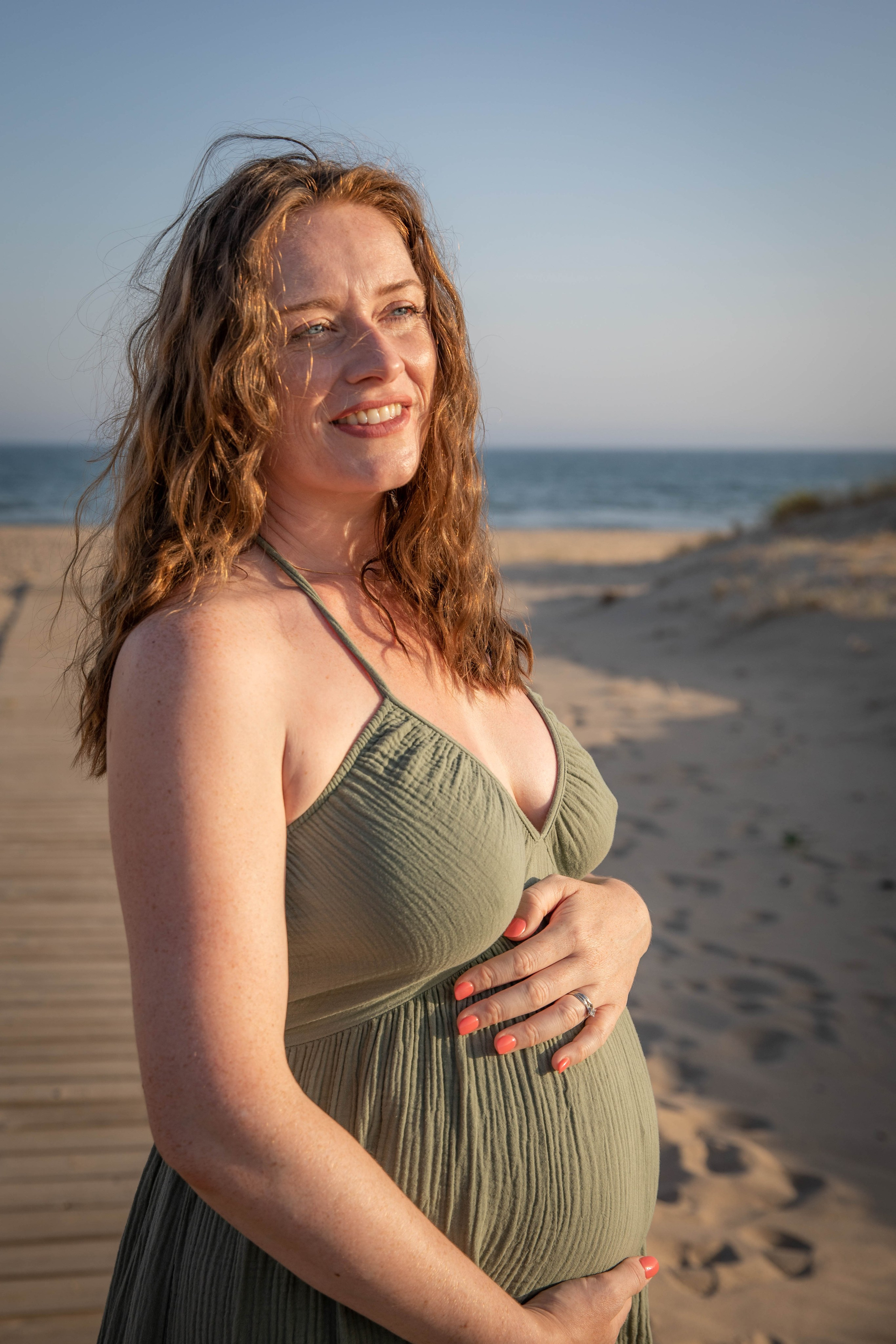 An Ocean of Love and Anticipation. Professional Photographer in Portugal. Oksana Lomnova