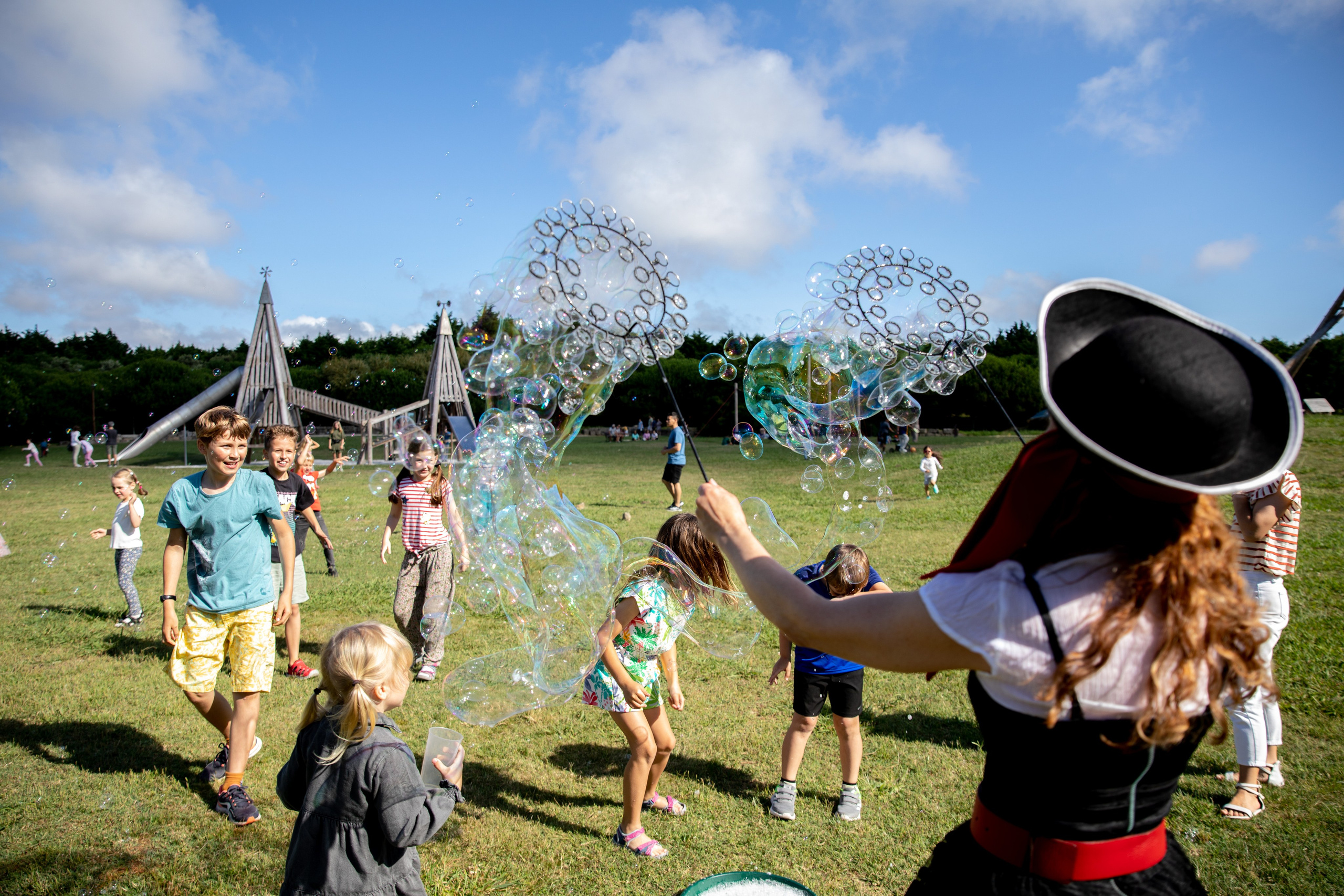 Children's and Family Photographer Oksana Lomnova