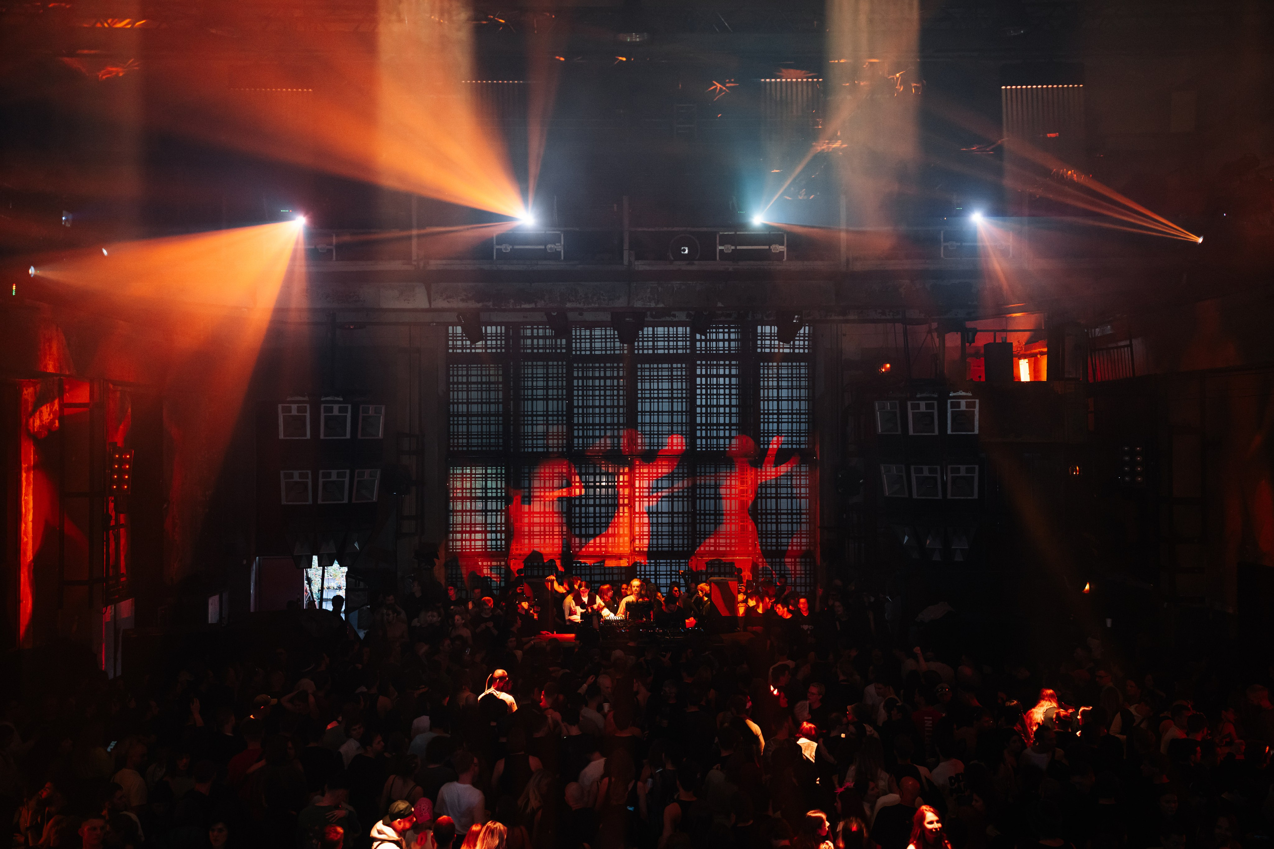 SICK YEARS, ARMA ╳ SILA SVETA. @tomrus: Рустам Шагиморданов — фотограф