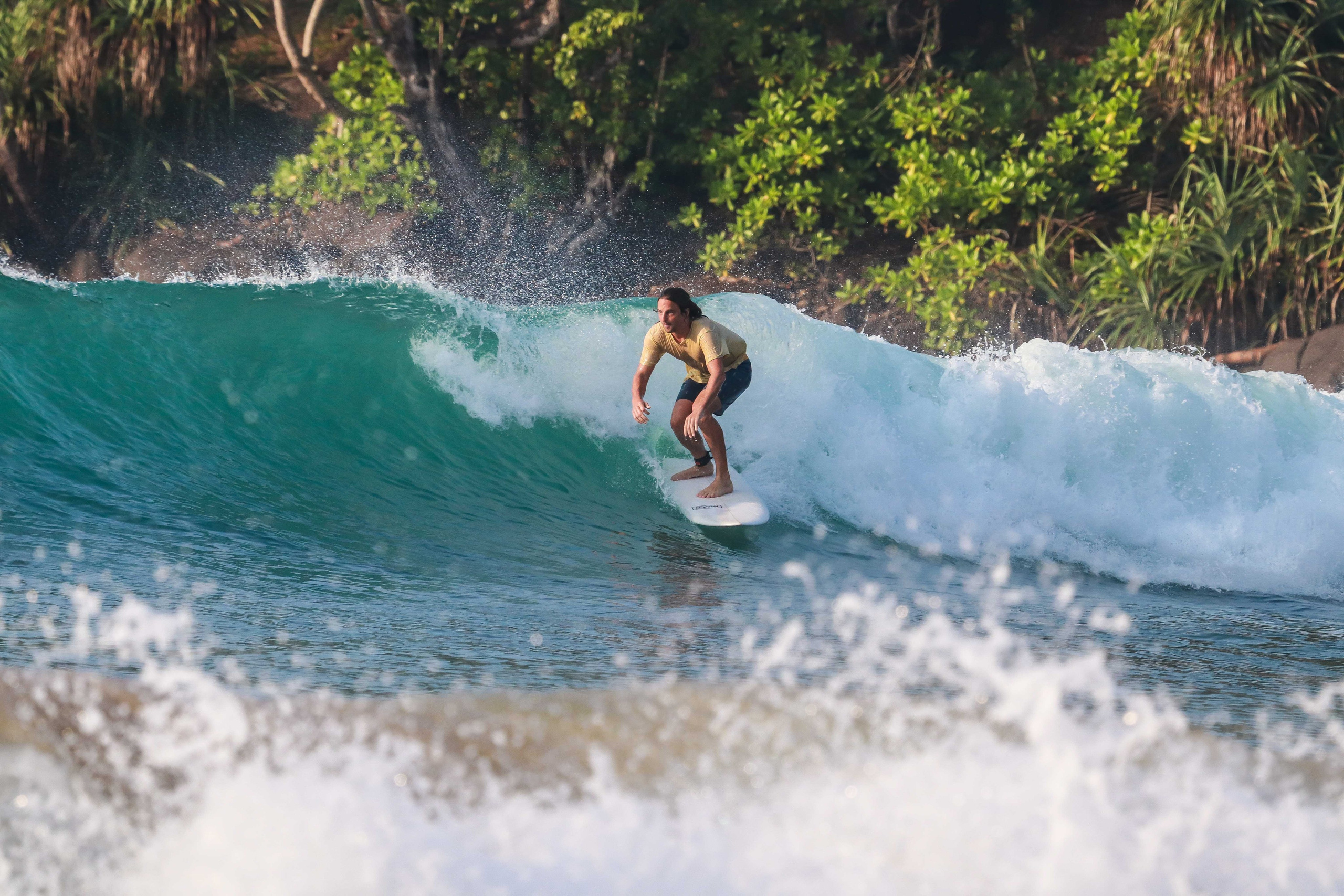 Съемка серфинга на рассвете в Мириссе | Большие волны и адреналин. Фотограф на Шри-Ланке