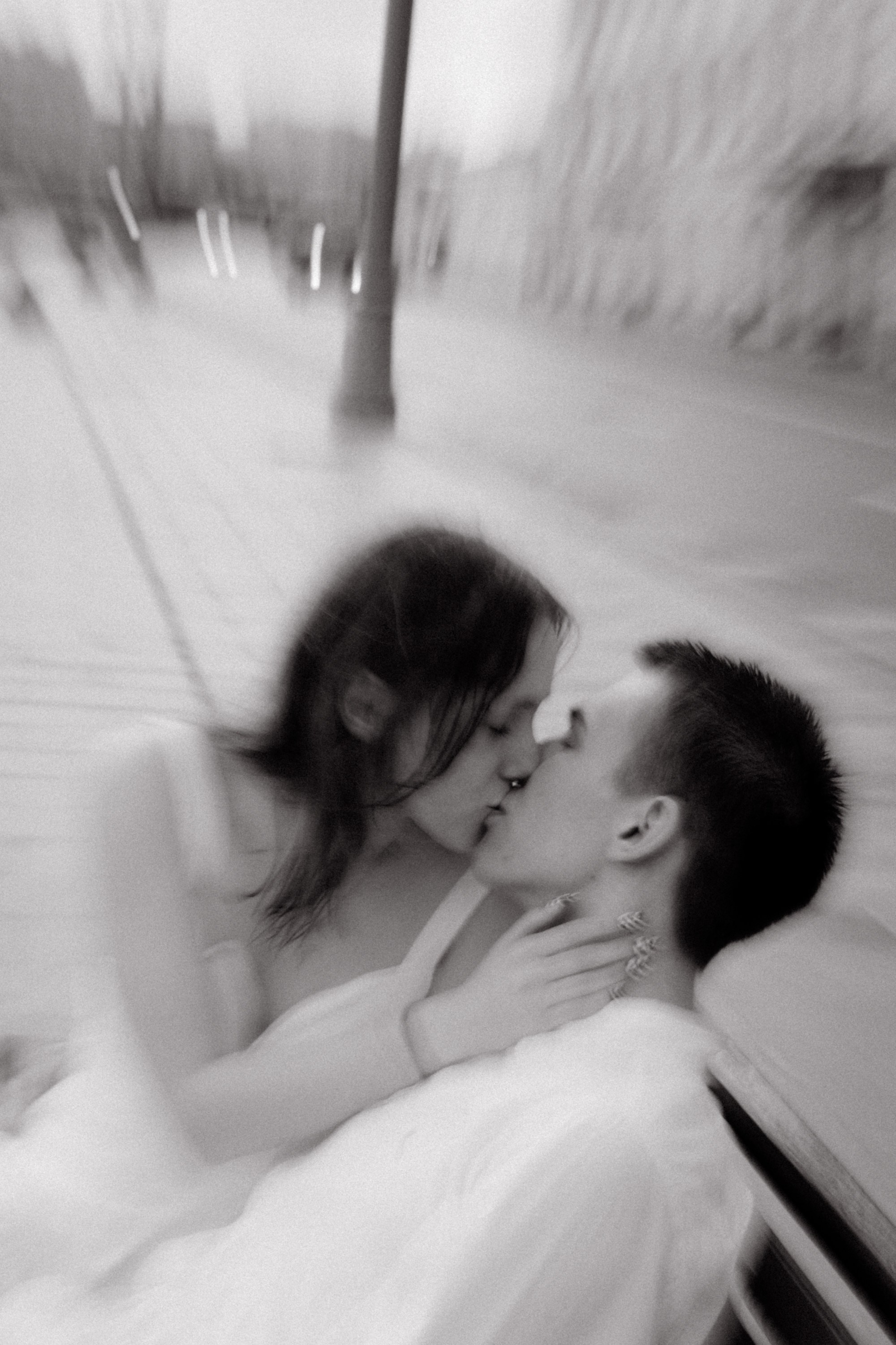 Танцующие под дождем