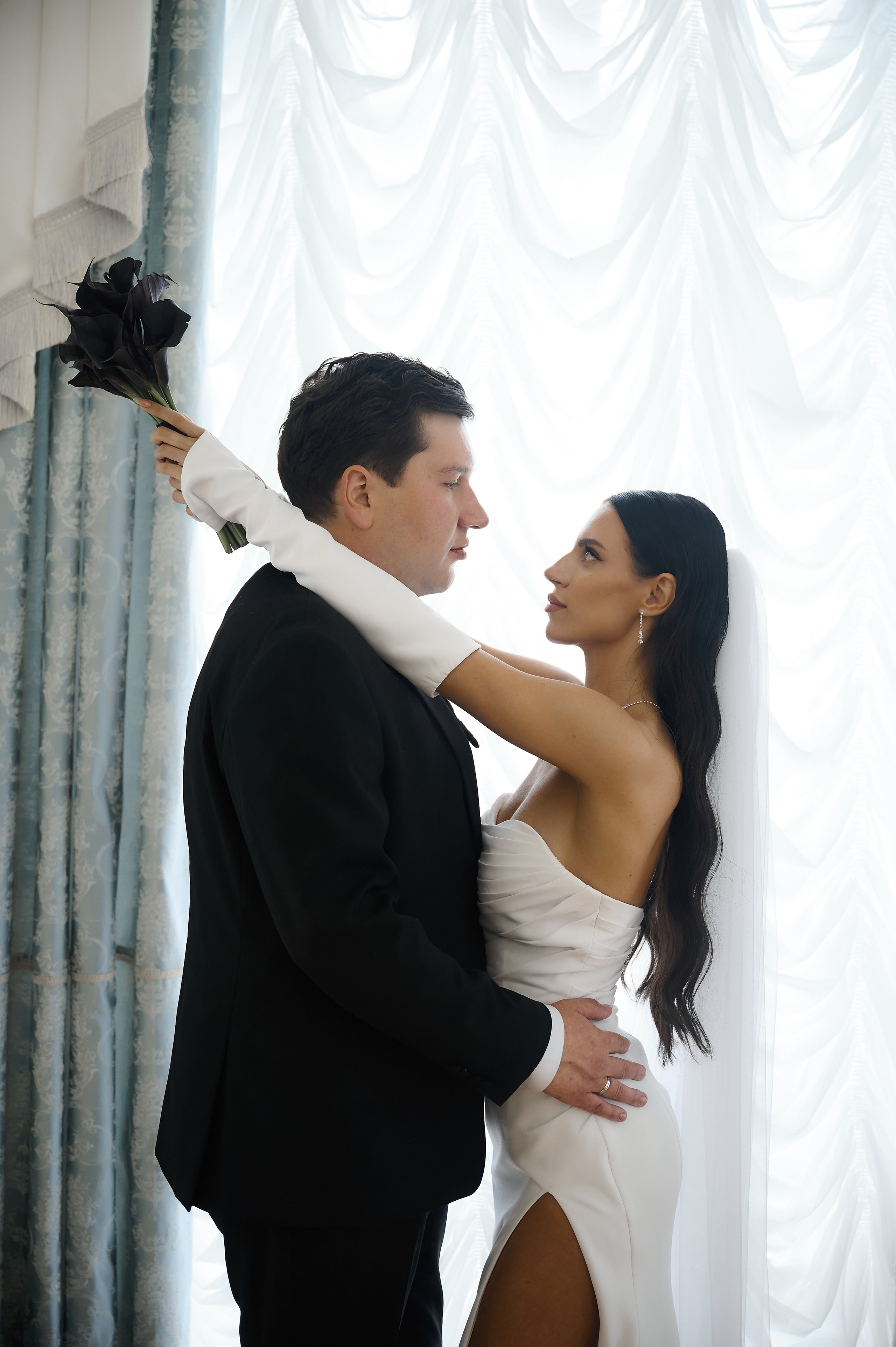 Свадебная прогулка в Богородицке. Свадебный фотограф в Туле Никита Беляев