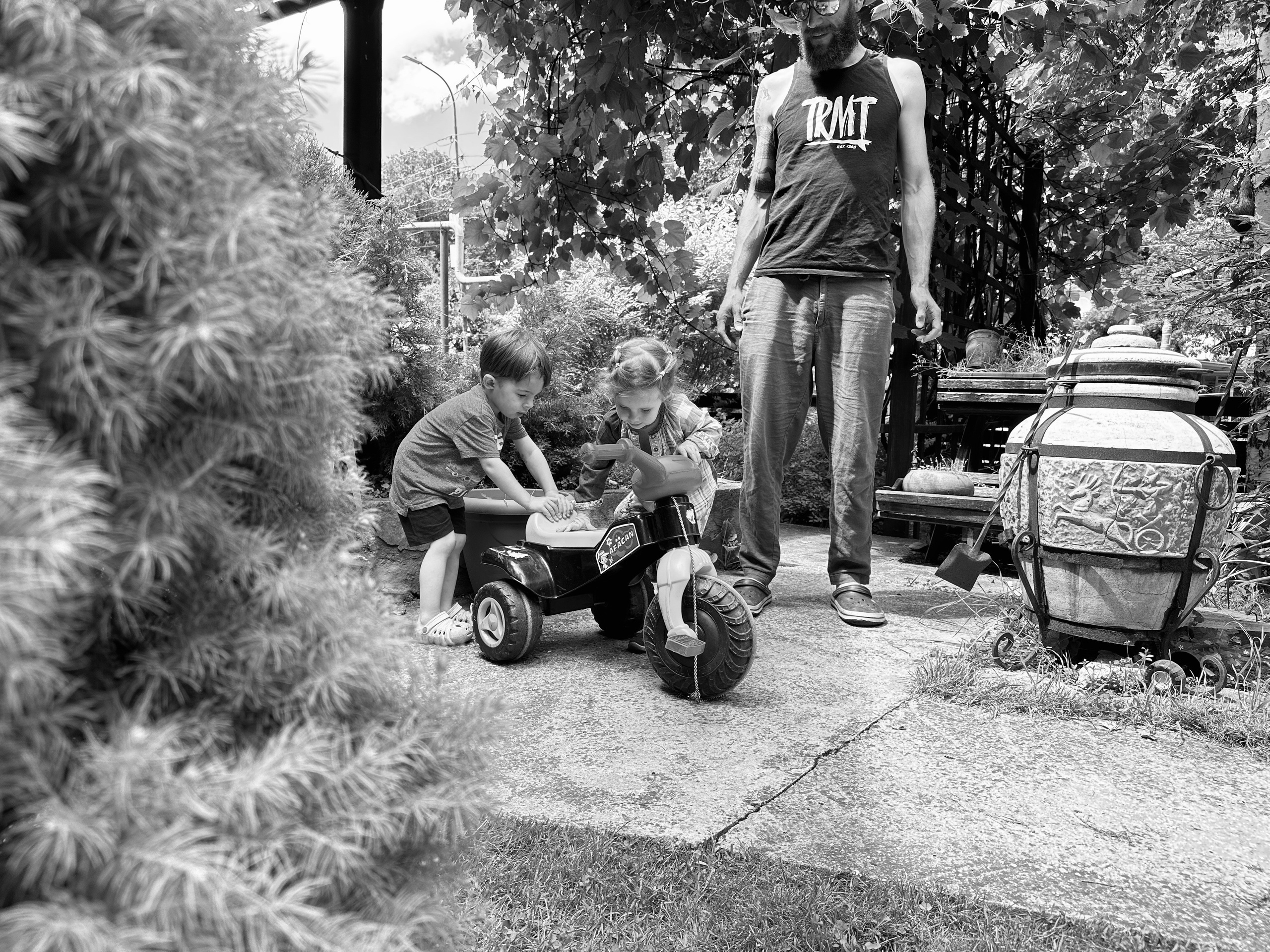 Дети. Смотри, красота!