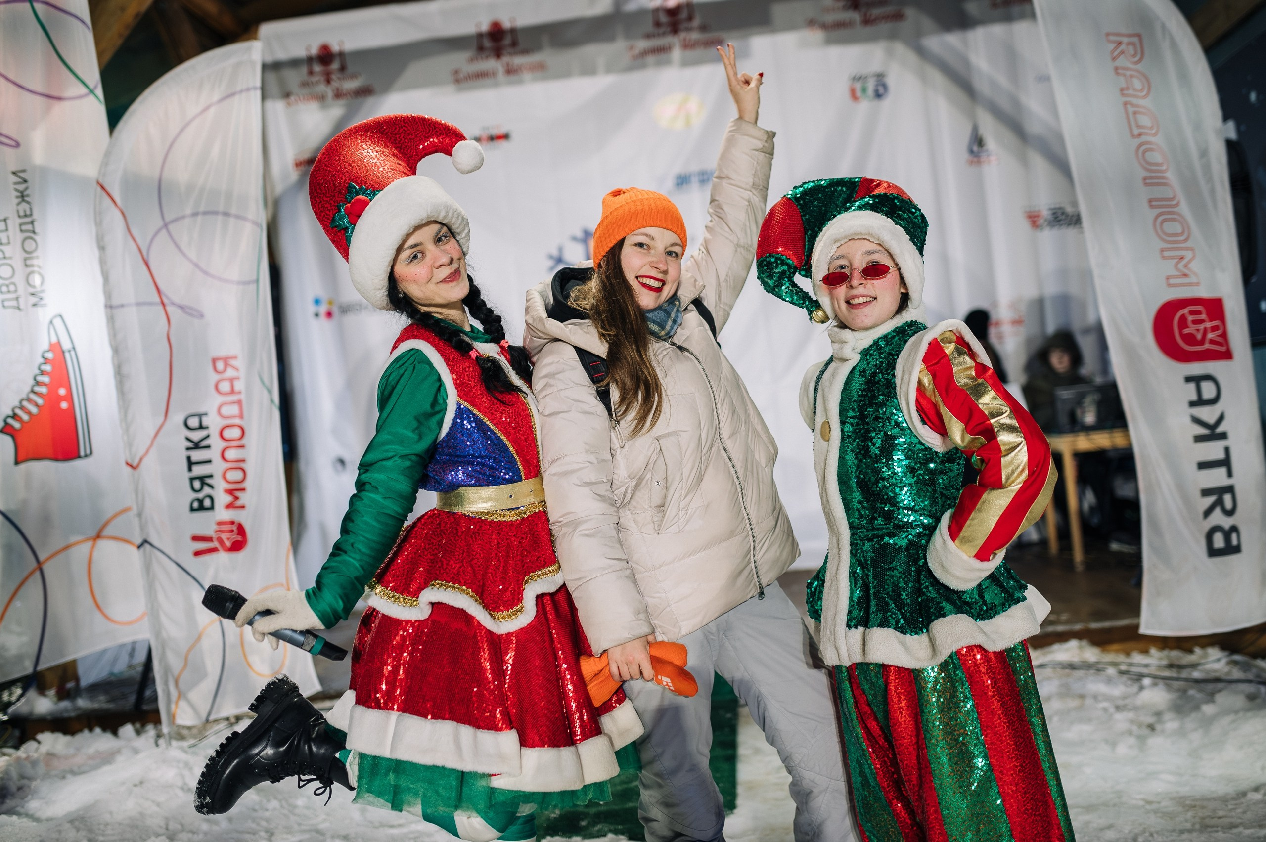 Награждение волонтерского корпуса 650-летия города Киров. Репортажный фотограф в Кирове Александр Лутошкин