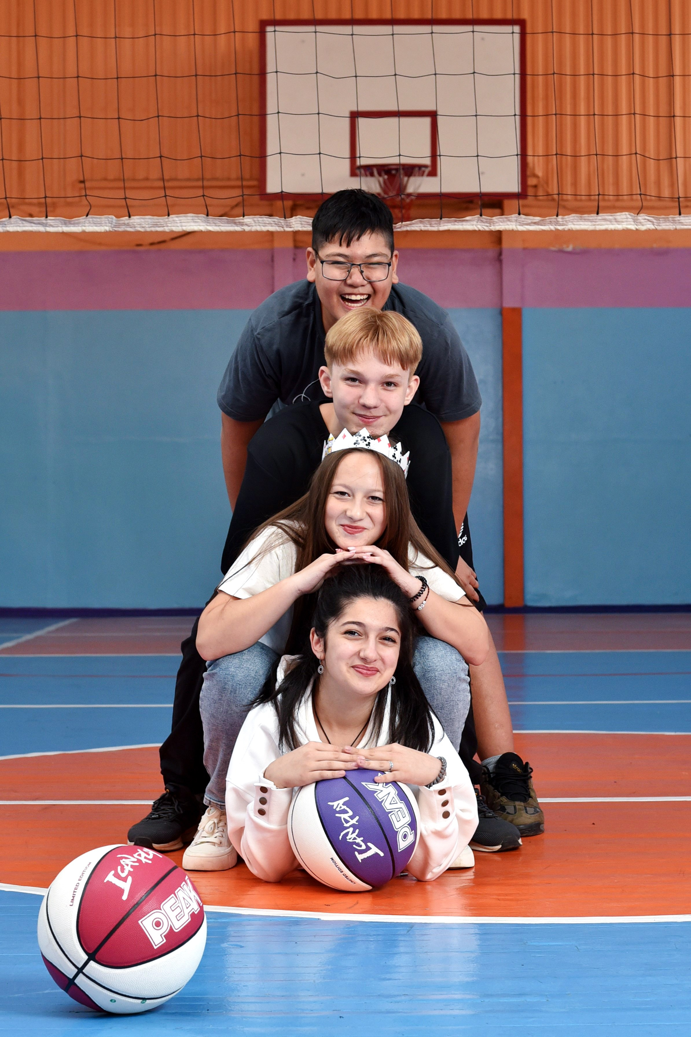 ФОТОСЕССИЯ В СПОРТИВНОМ ЗАЛЕ. Школьный фотограф ЛАРИСА МАТВЕЕНКО