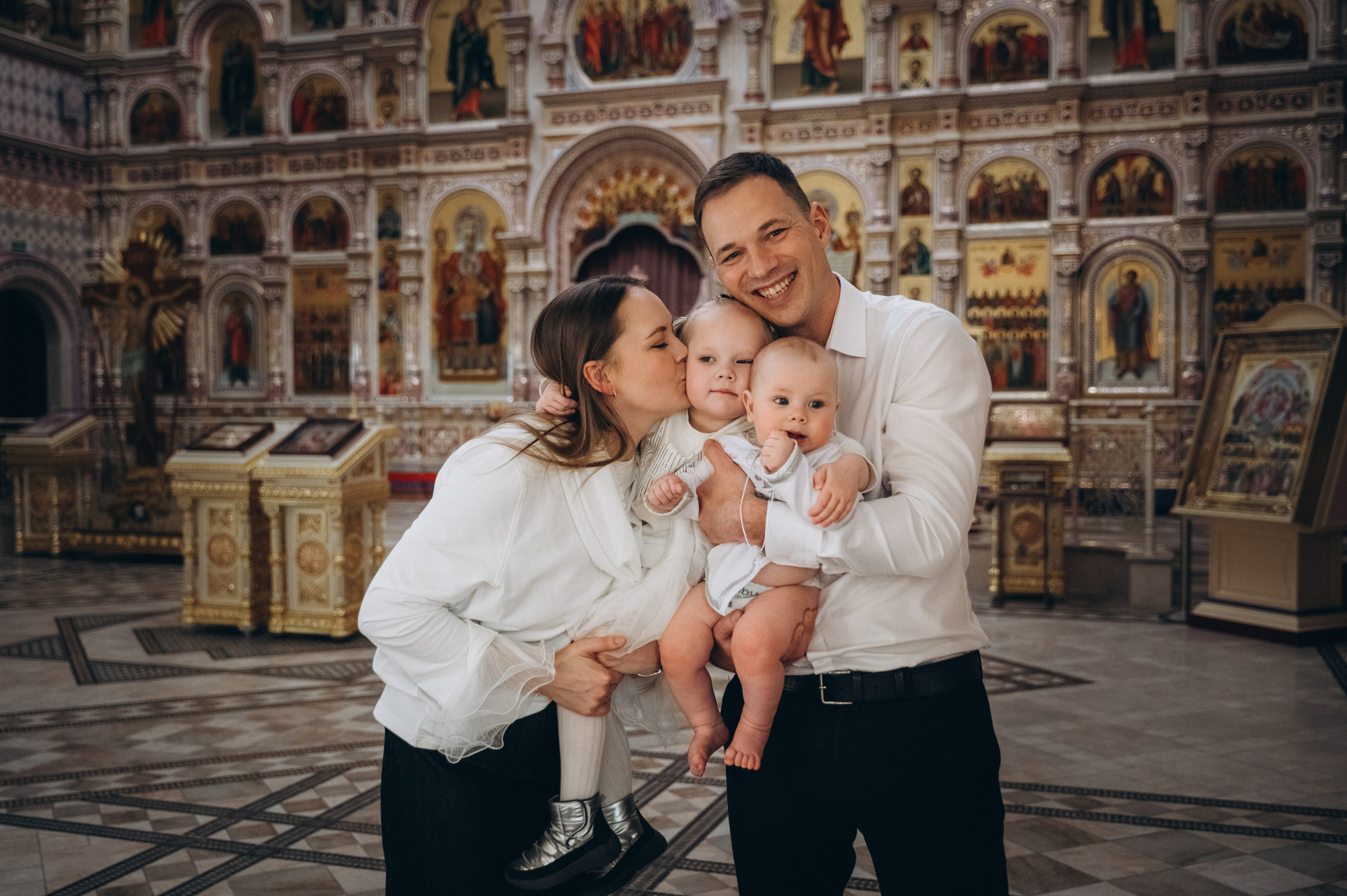 Крещение Фёдора (Храм Всех Святых) криптовый. Семейный фотограф в Минске Дарья Дреко
