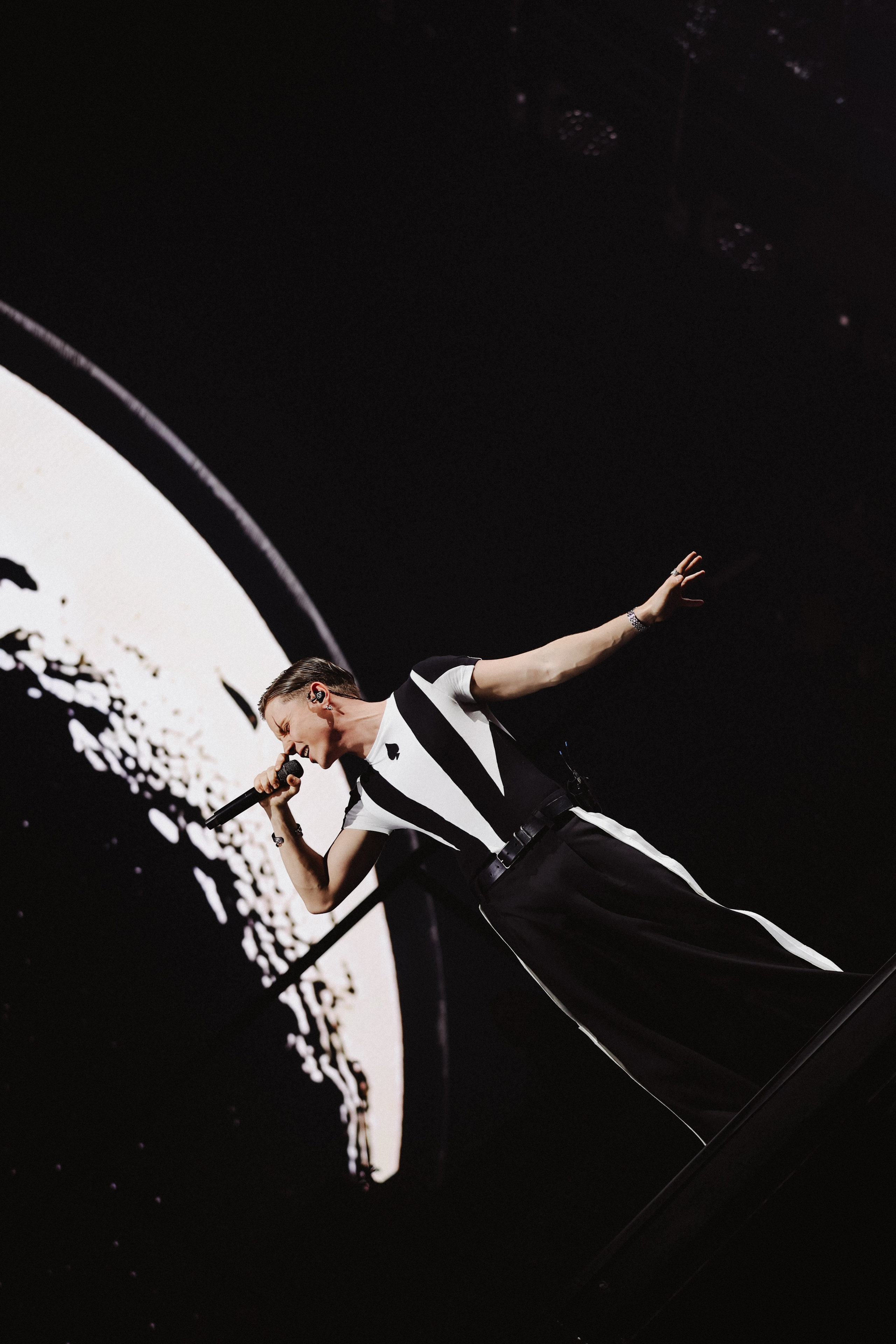 Концертная съёмка: эмоции и энергия в кадре. Профессиональный фотограф звезд, концертов и спортивных событий