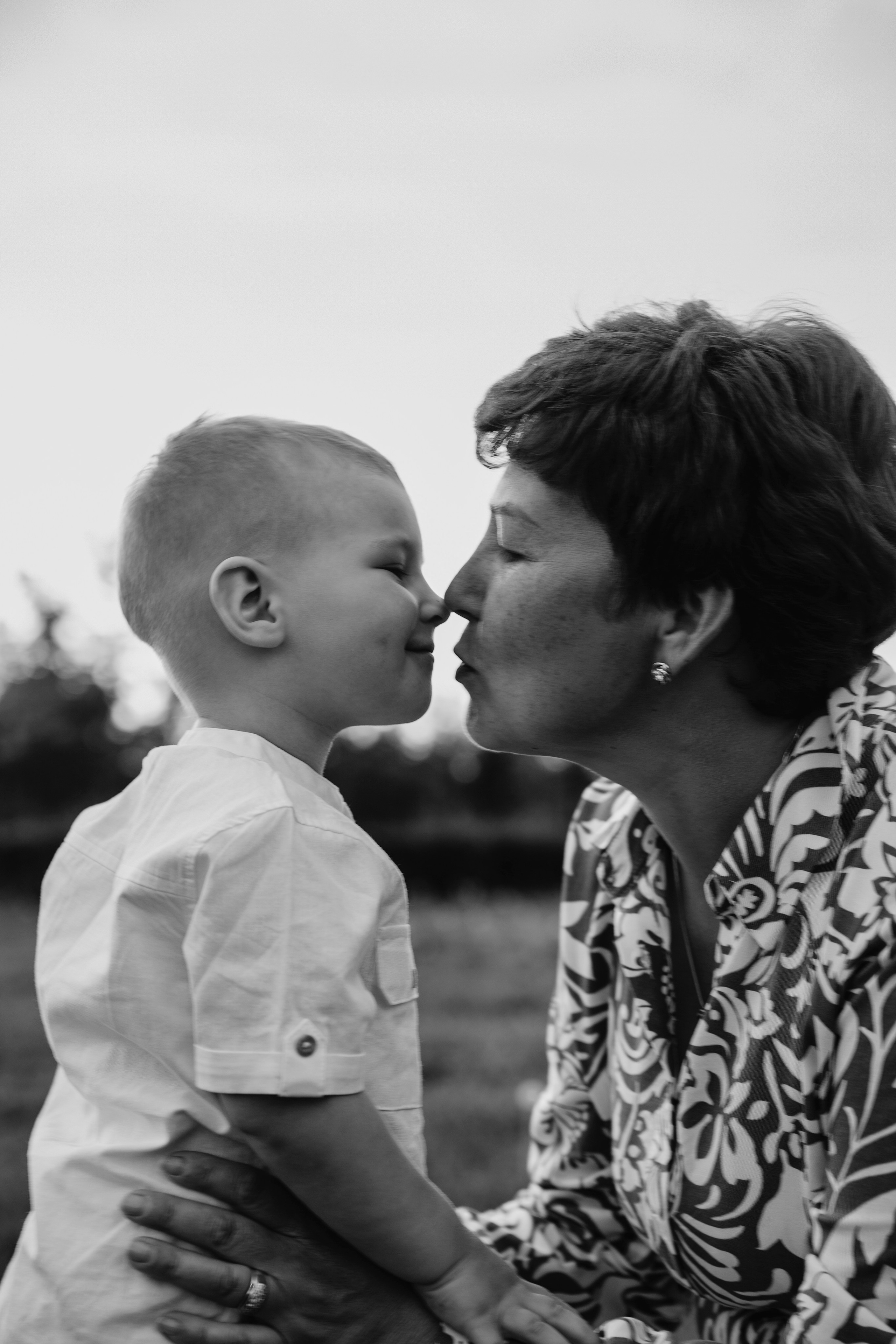 Семейная фотосессия | Яблоневый сад. Фотограф Диана Катинская