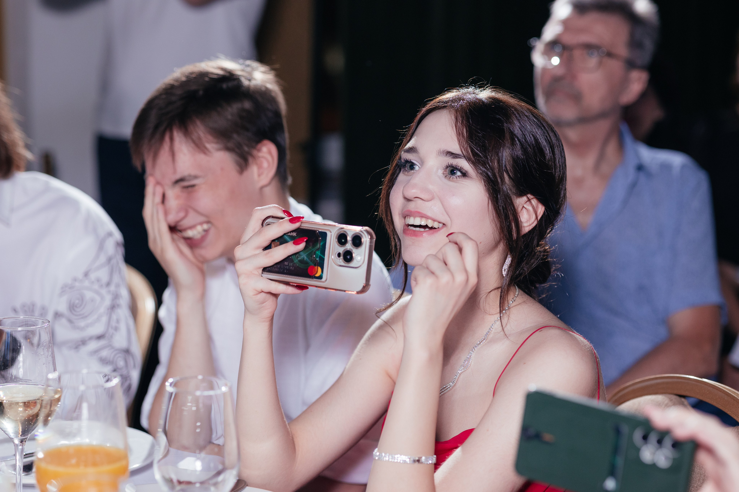 Выпускной 11 класс. Фотограф Крохин Олег