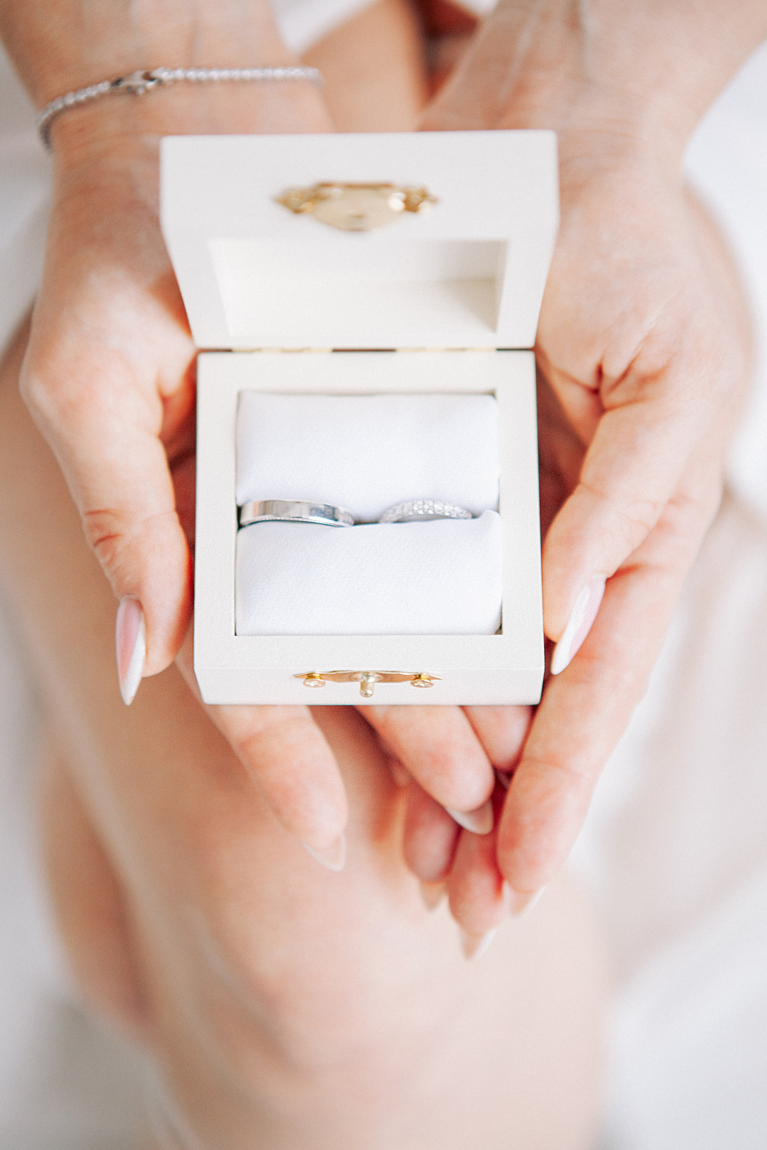 Утро невесты и фотосессия в гостинице radisson collection hotel moscow бывшая гостиница украина. Фотограф Ольга Ефремова