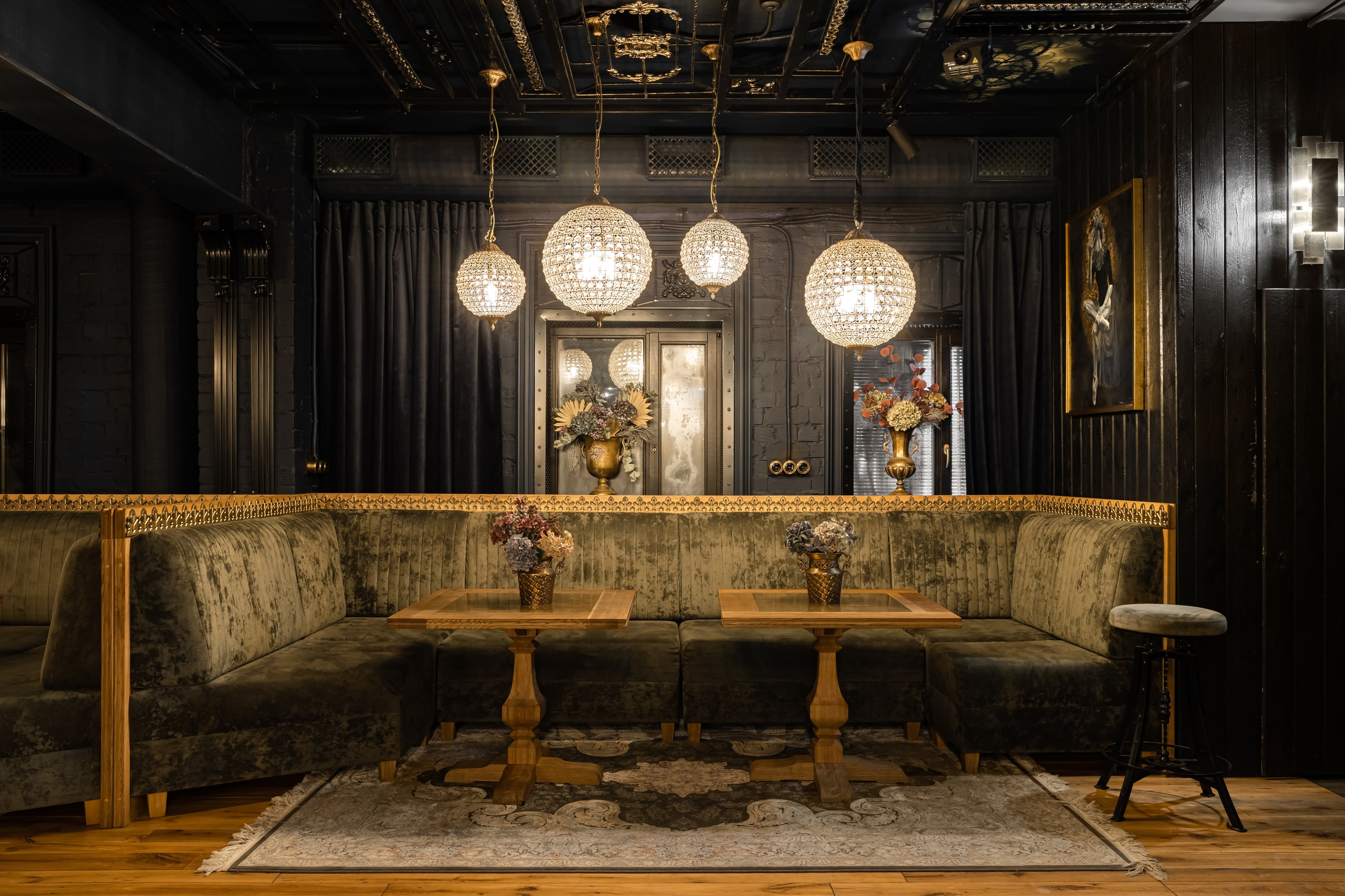 The Engineer Bar. Дизайнер\стилист Анна Исупова. Иван Благушин. Интерьерный и архитектурный фотограф в Москве и Санкт-Петербурге