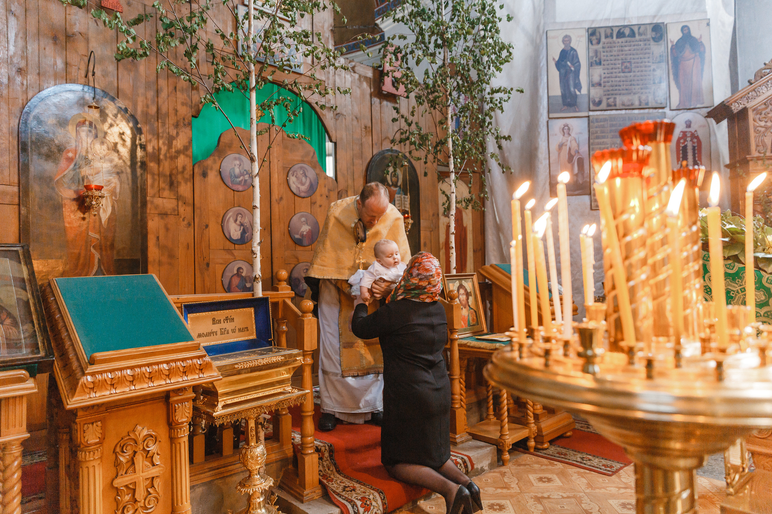 Фотограф на крещение в Монино Скорбященский храм г. Лосино-Петровский