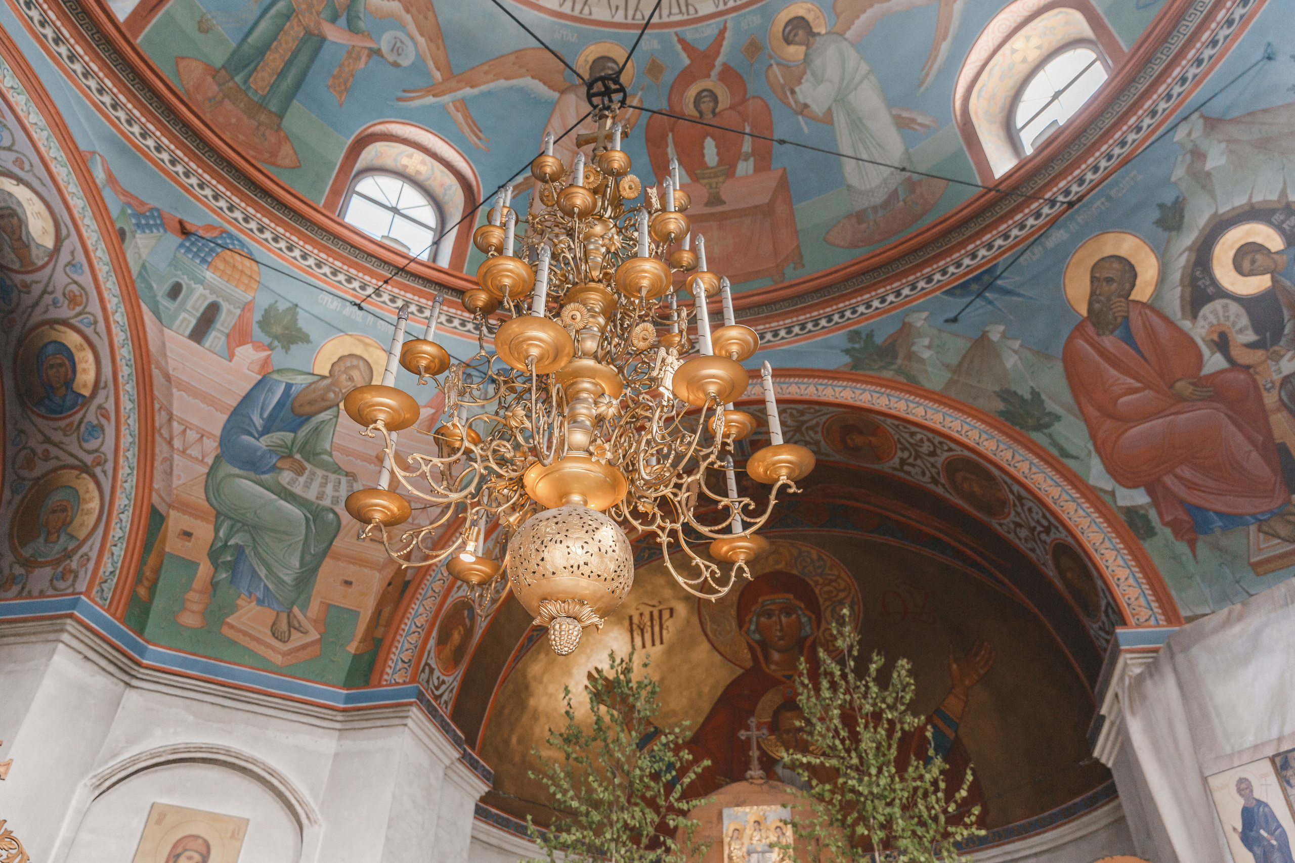 Фотограф на крещение в Монино Скорбященский храм г. Лосино-Петровский