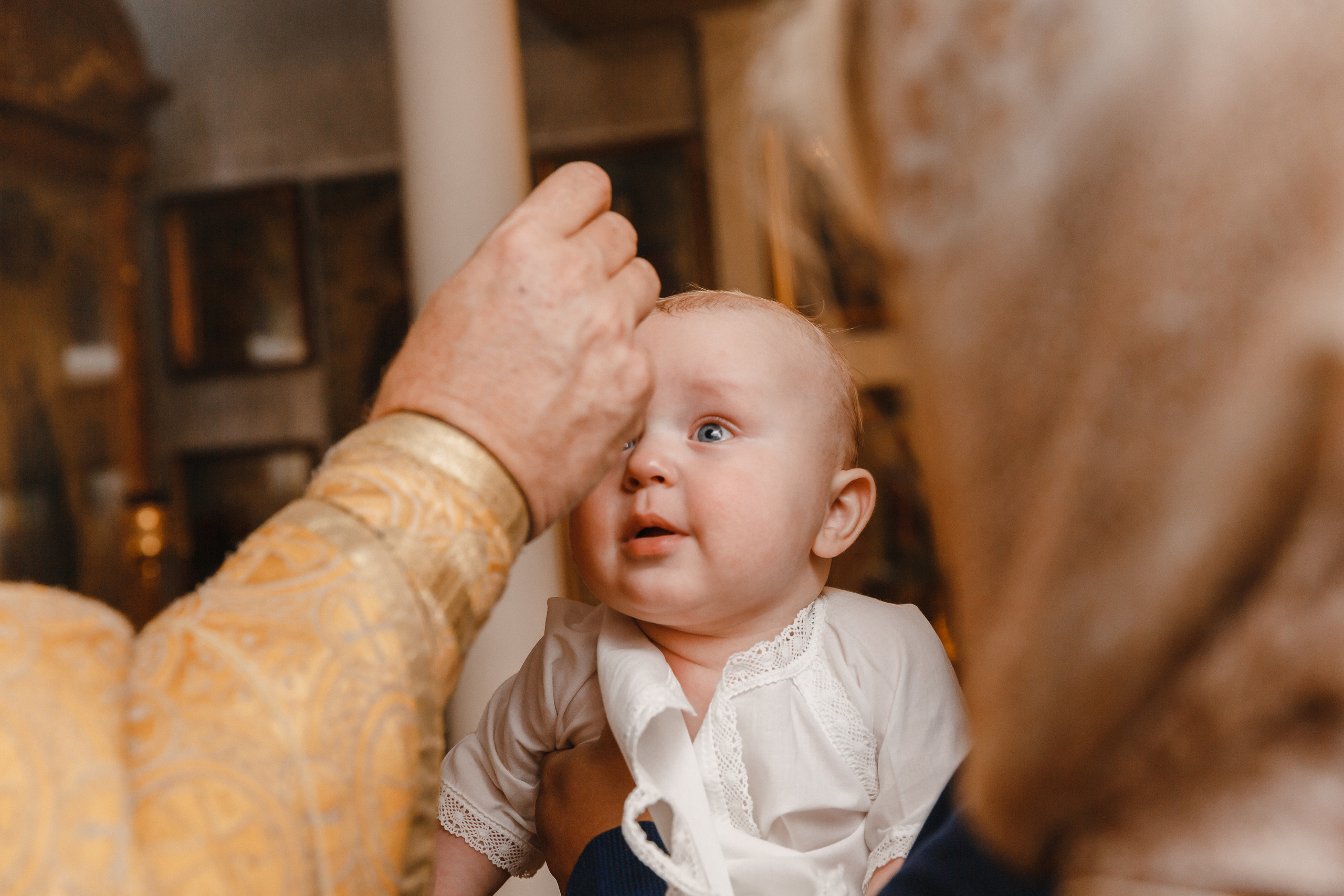 Фотограф на крещение в Монино Скорбященский храм г. Лосино-Петровский