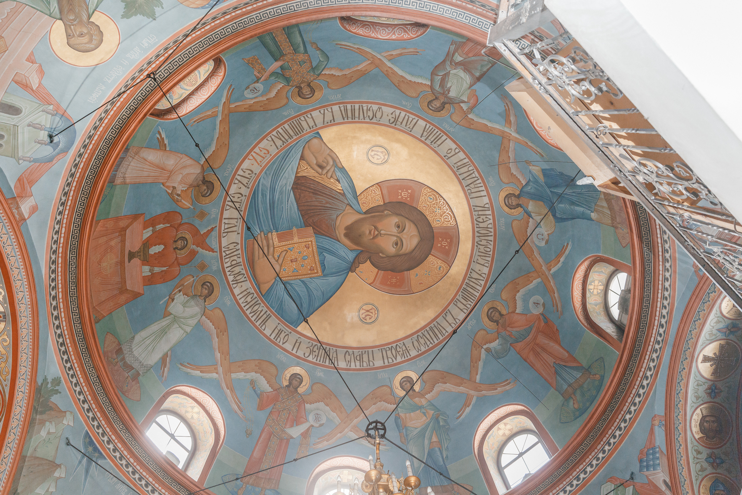 Фотограф на крещение в Монино Скорбященский храм г. Лосино-Петровский