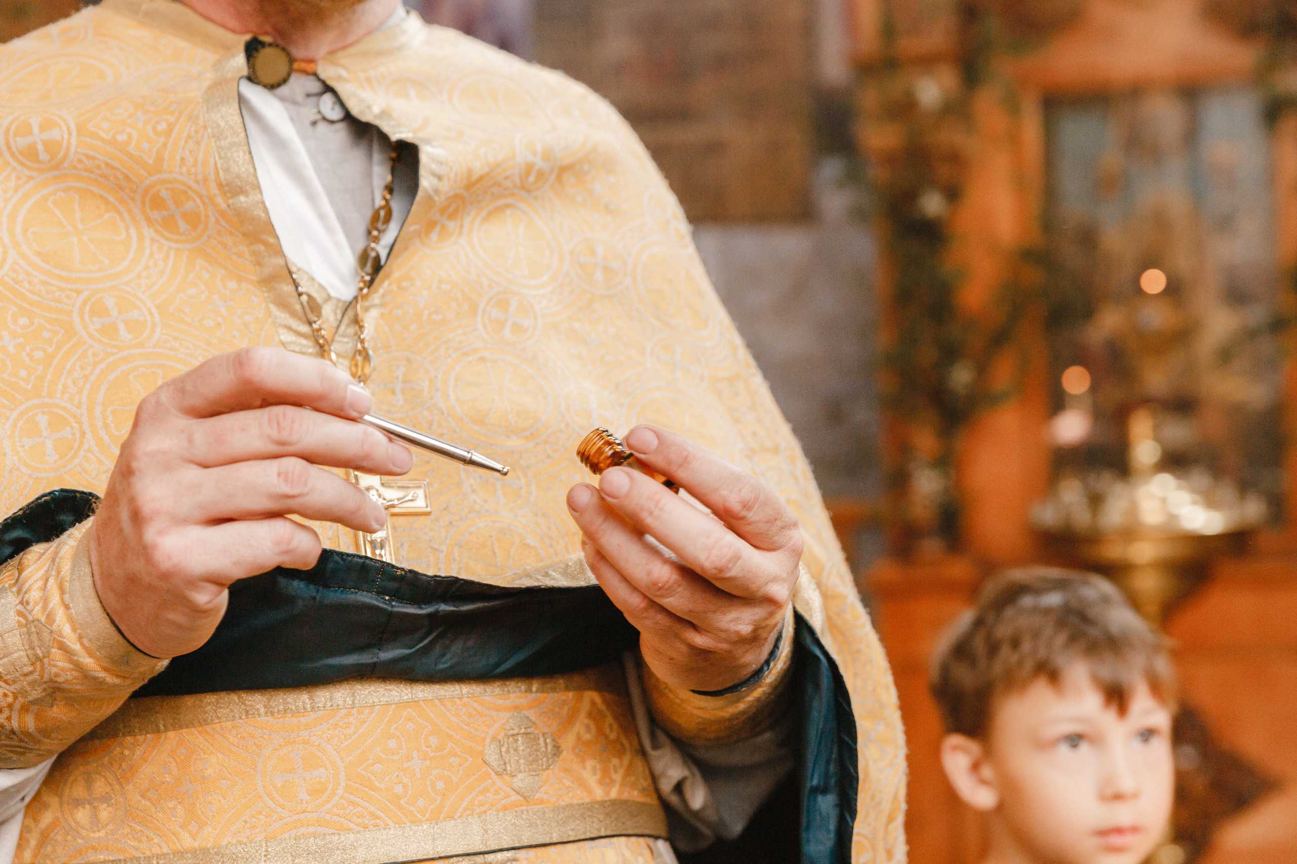 Фотограф на крещение в Монино Скорбященский храм г. Лосино-Петровский