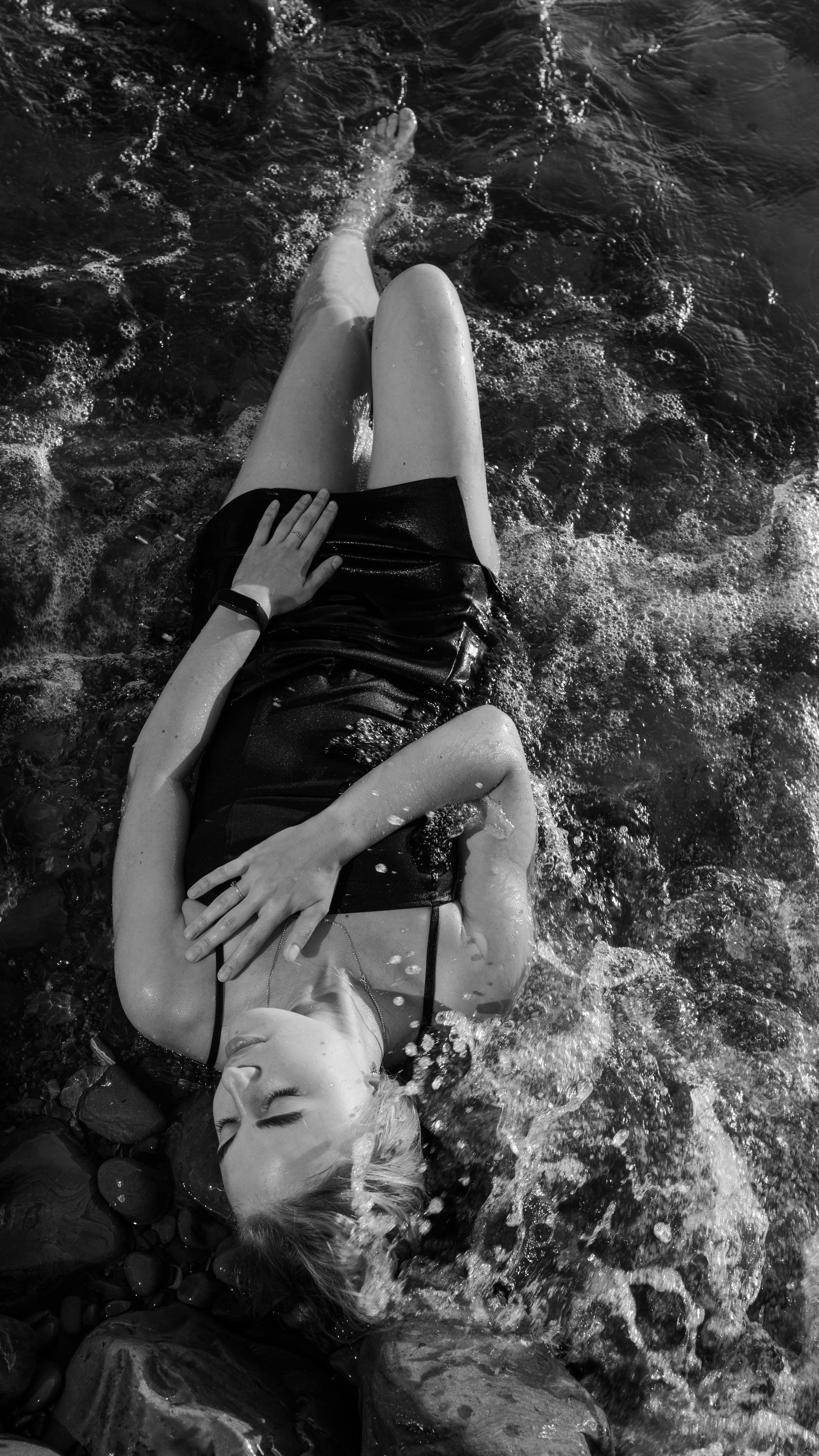 Платье и море фотосессия в Анапе