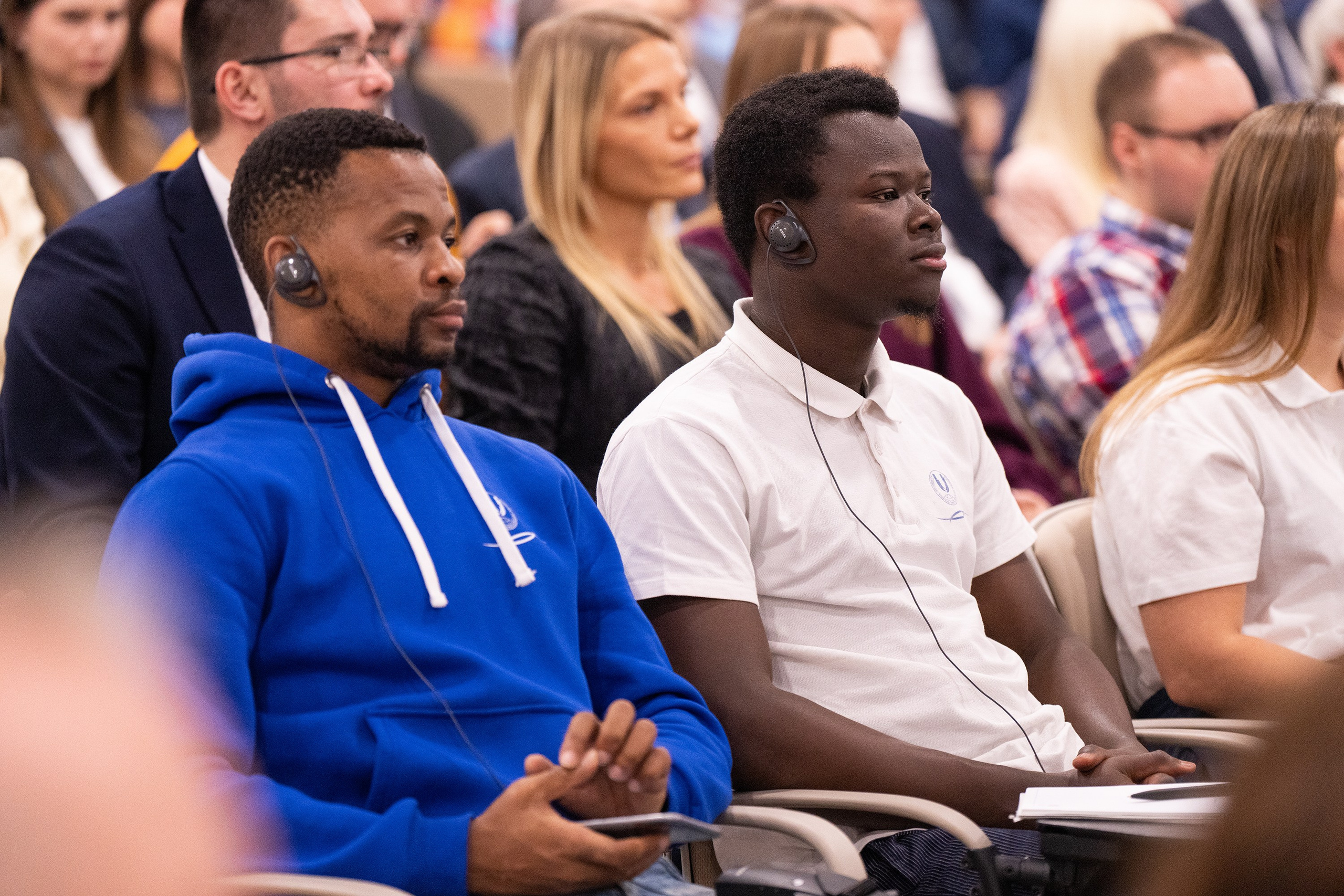 Репортажный фотограф в Сочи — профессиональная съёмка событий и мероприятий. Профессиональная фотосъемка в Сочи: репортаж, предметная, ювелирная фотосъемка, недвижимость, фуд-фотография. Фотограф Александр Афанасьев