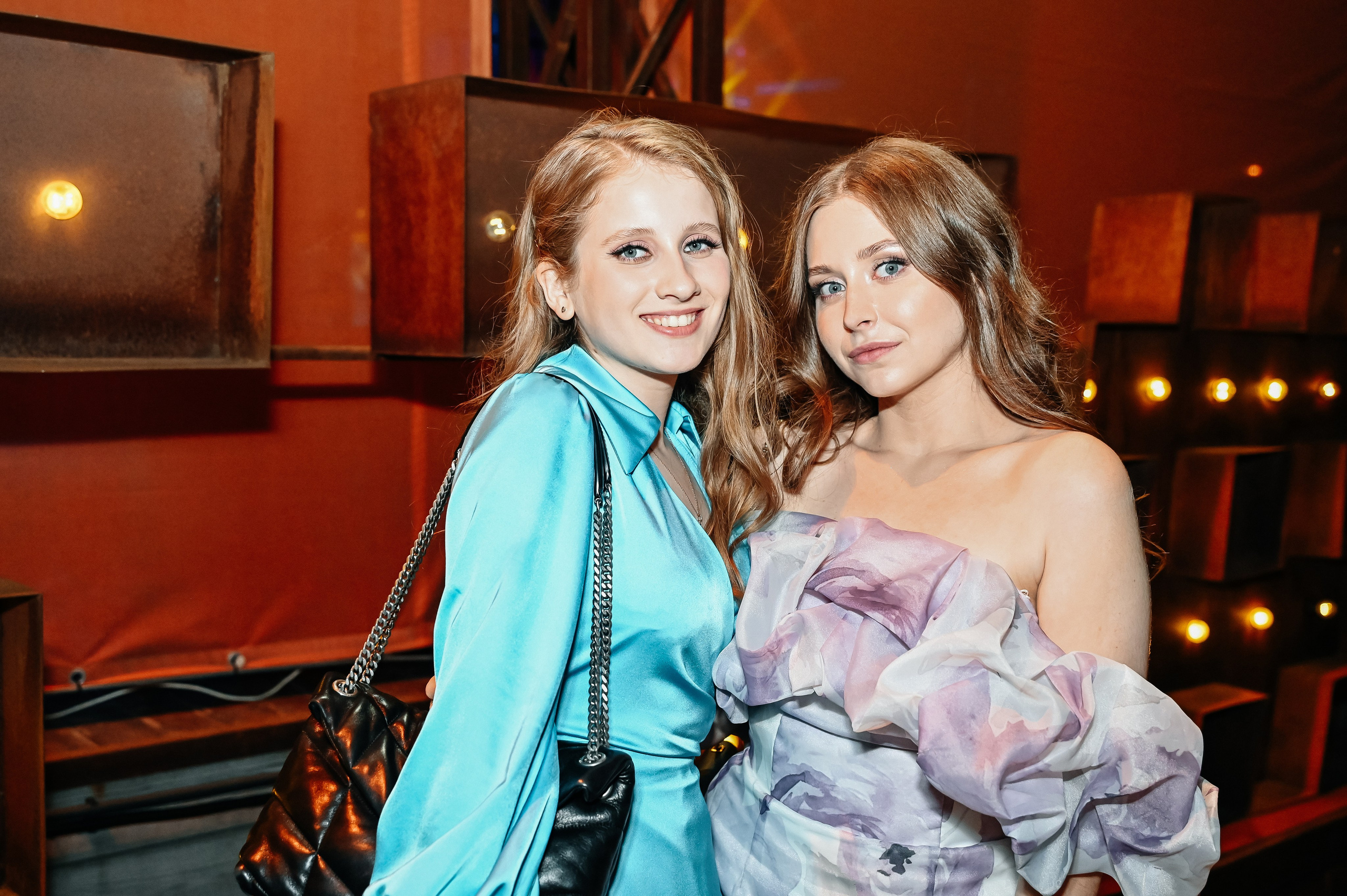 Выпускной «Золотые мечты». Лофт № 2. Фотограф Арина Агапова. Подольск, Москва https://arinafoto.wfolio.pro/
