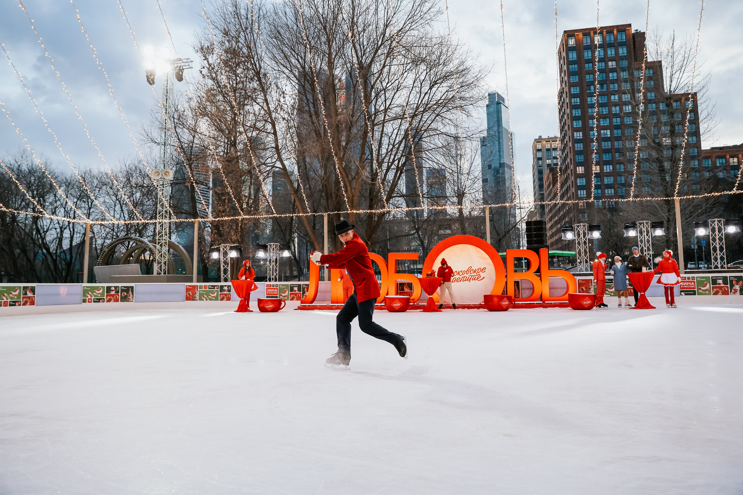 Ледовое шоу Сити каток Московское Чаепитие. Фотограф и видеограф Анна Домашенко