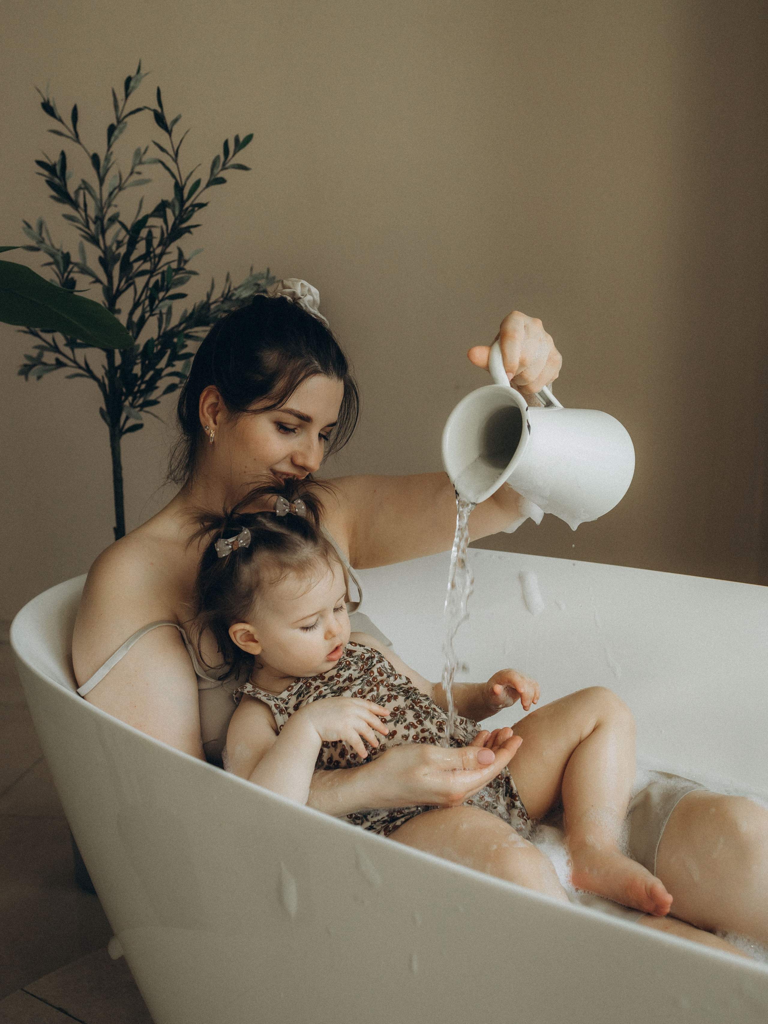 Пенная история. Мама и дочь. Фотограф Дарья Соколовская