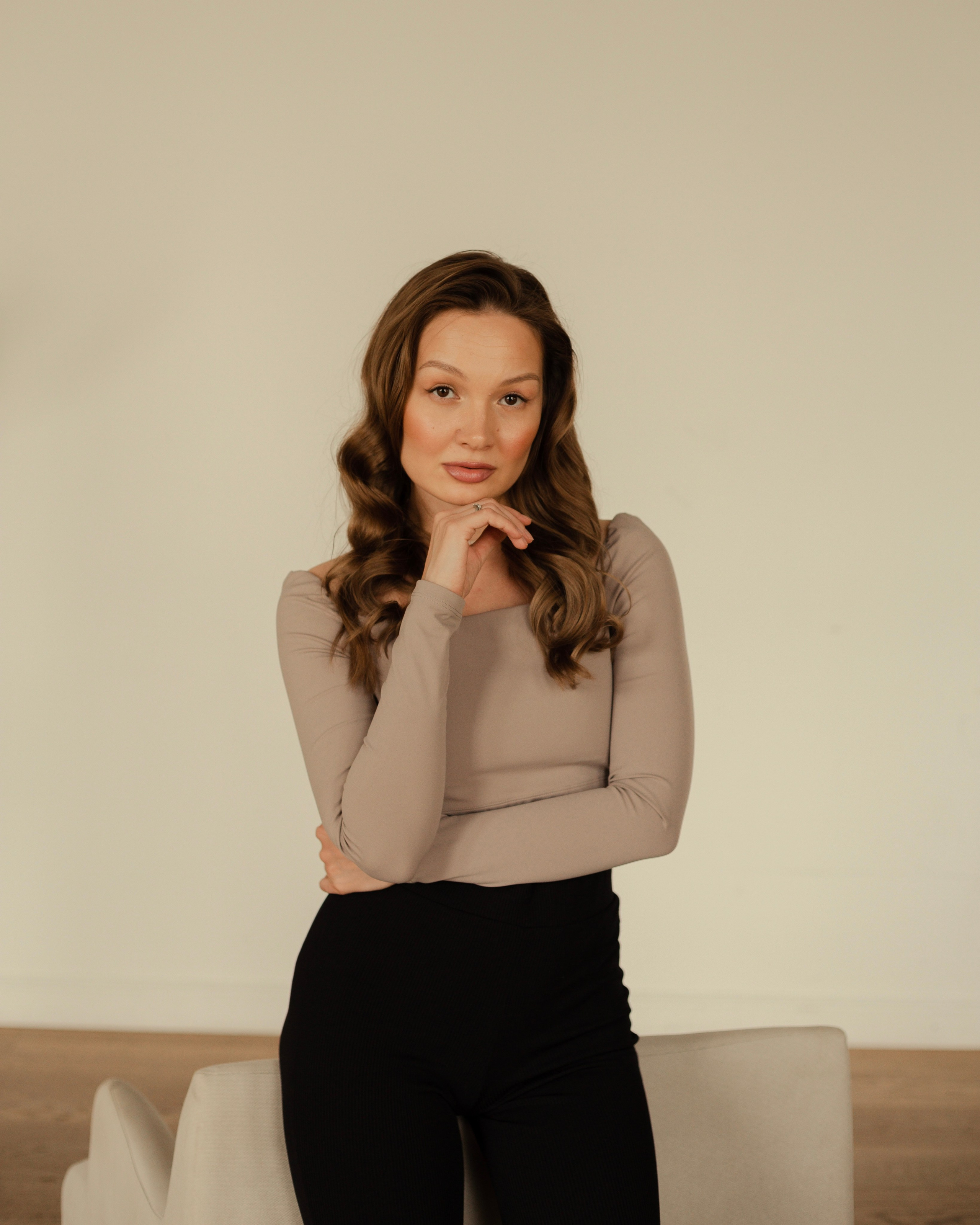 Деловая съёмка. Женский и лавстори фотограф в Москве Елена Аксютко