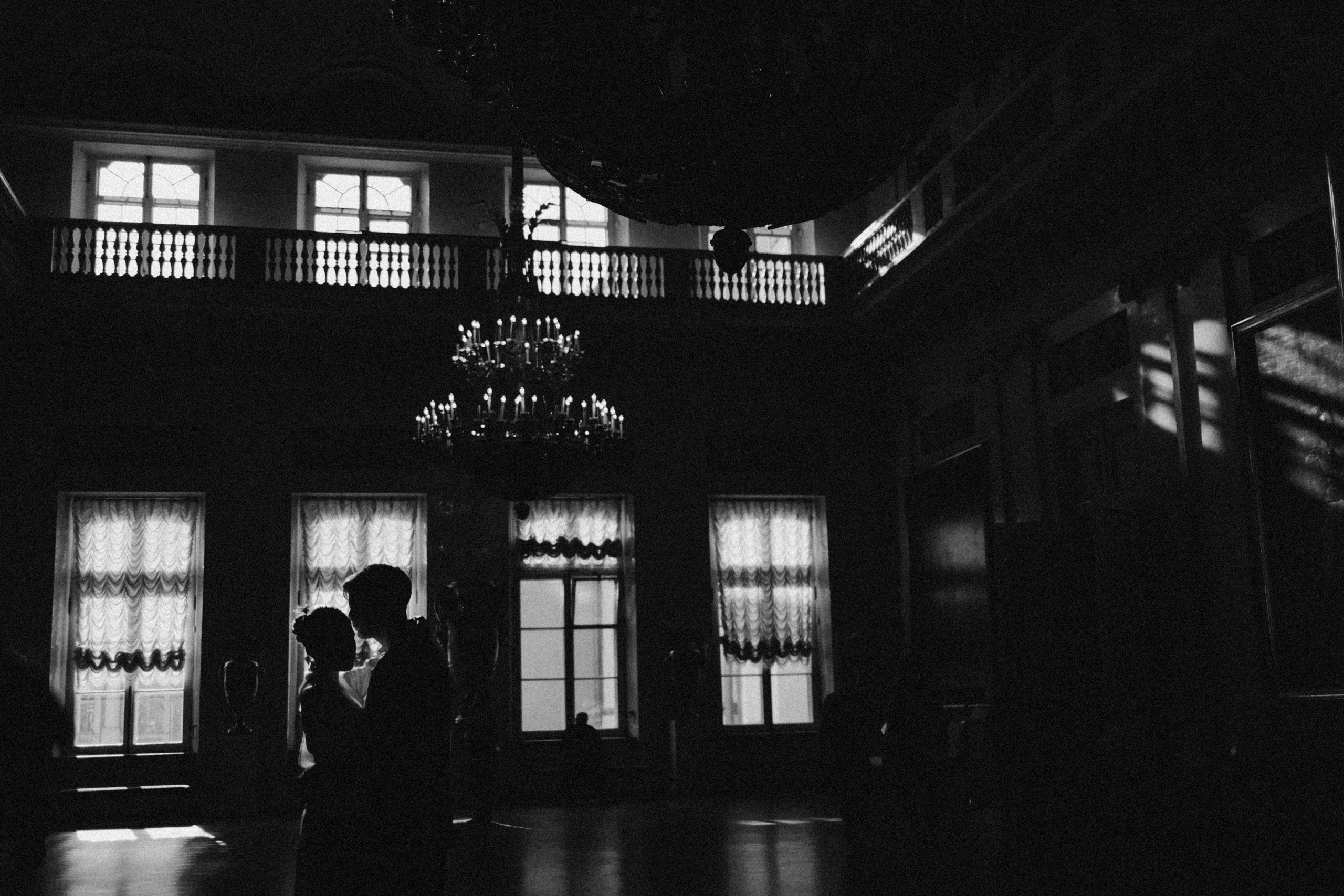 Гриша и Саша Эрмитаж. Семейный свадебный фотограф Семен Егоров