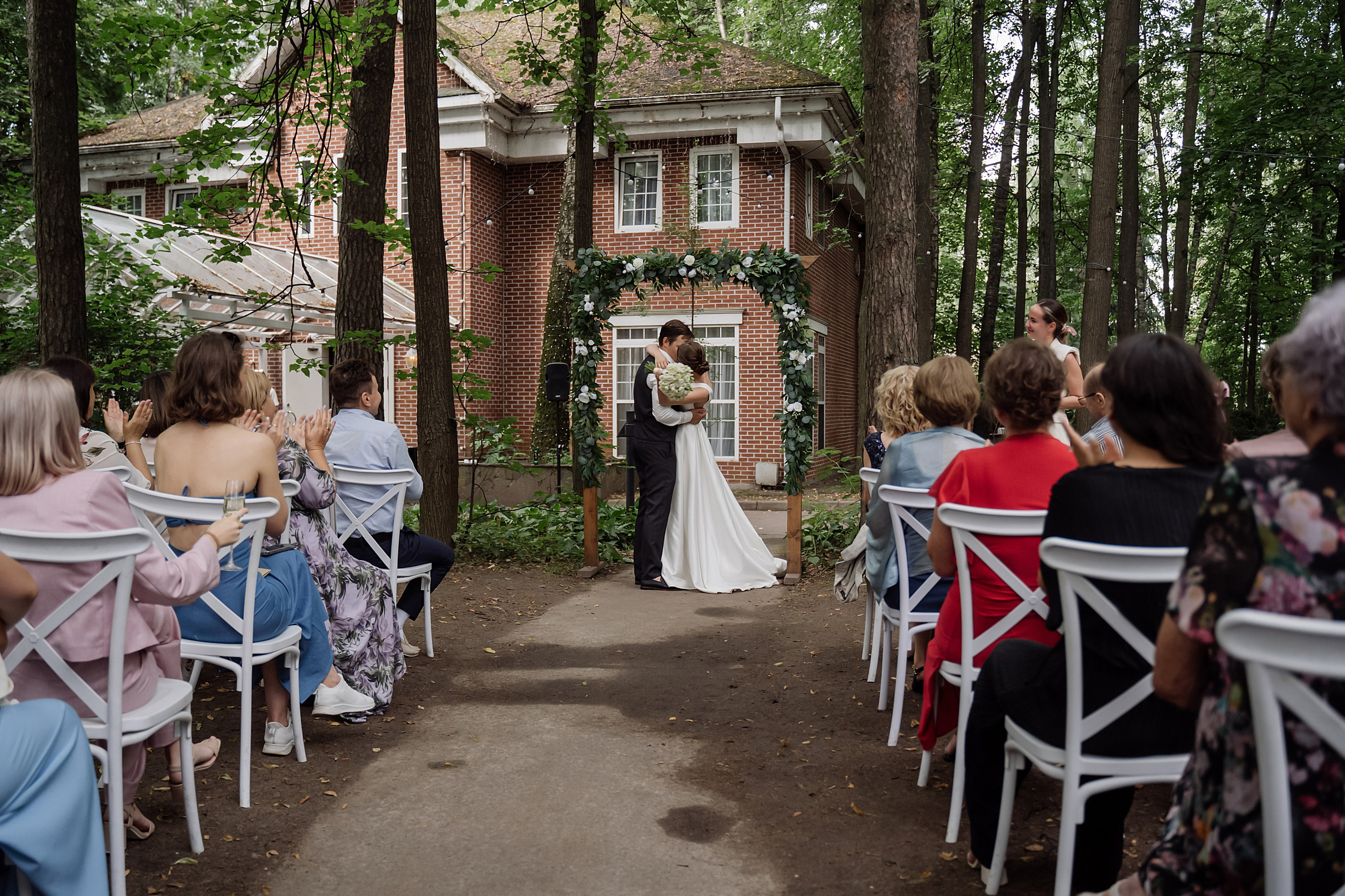 Свадьба на площадке «Дом у леса». Свадебный фотограф