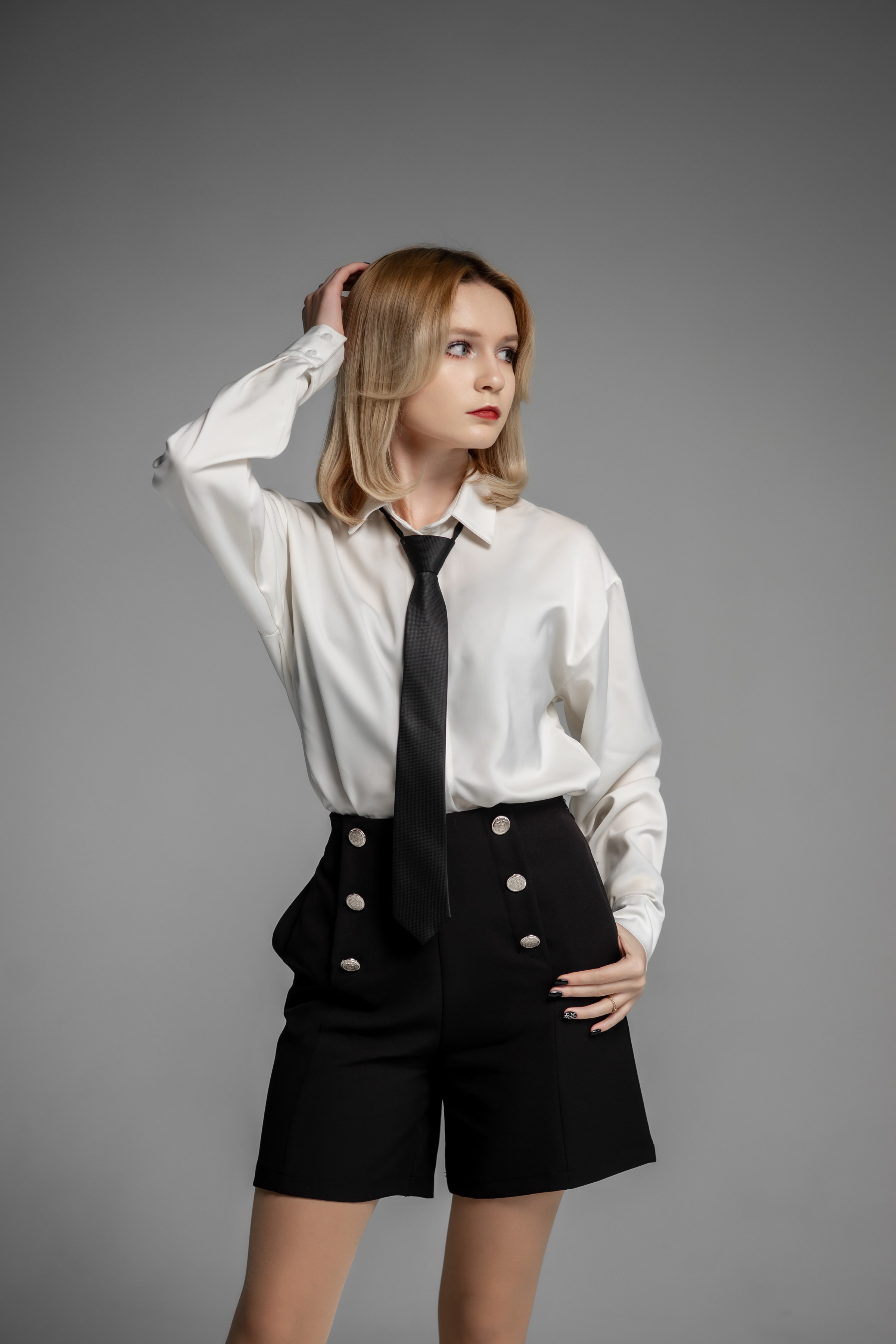 Портреты в студии на белом фоне. Ольга Плаксина фотограф в Саратове