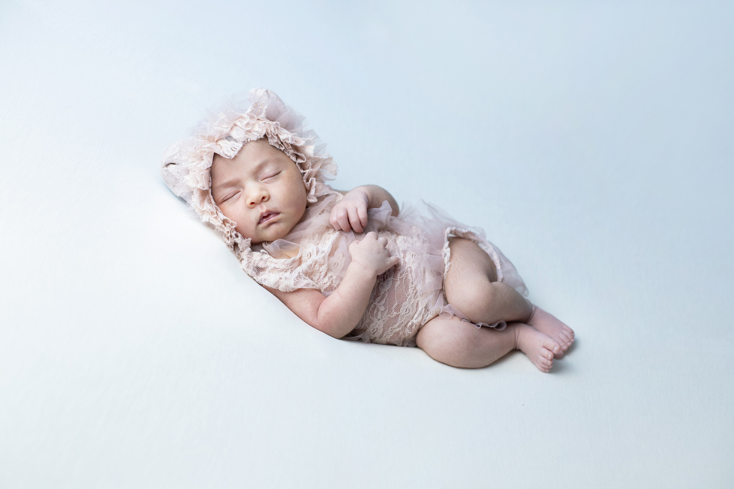 Newborn — Девочки. Фотограф новорожденных в Москве Кристина Ткач