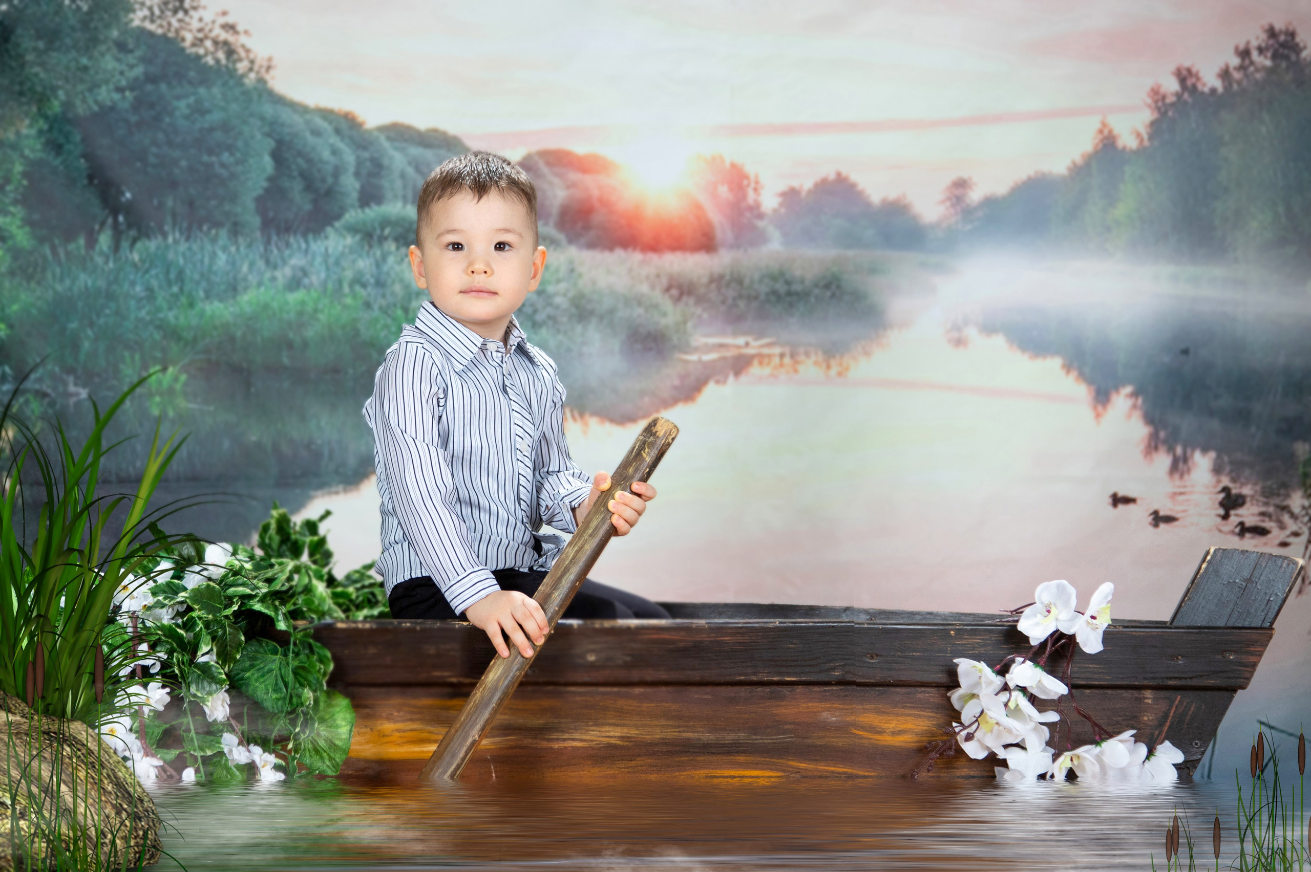 Прогулка, но лодочке детская фотосессия. Детская фотостудия «Фоточка» Москва Зеленоград фотопроекты, выпускные альбомы