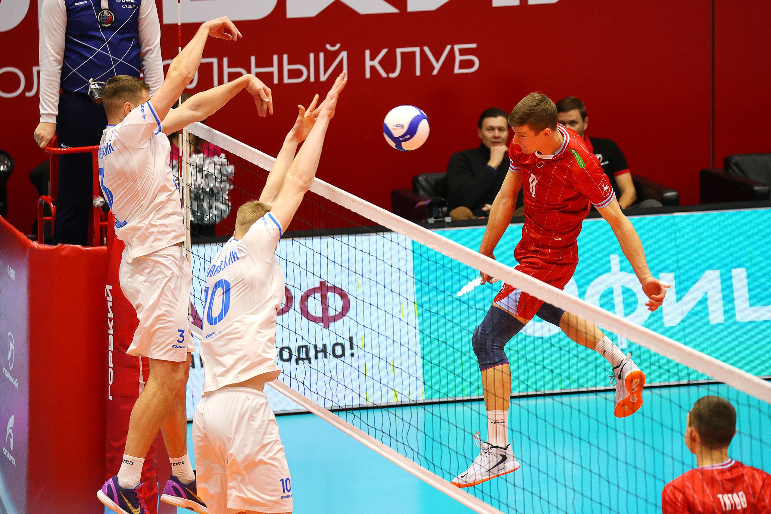 Фотосъемка волейбола, ВФВ, чемпионат России. Спортивный фотограф в Нижнем Новгороде и Сочи Ангелина Ильичева