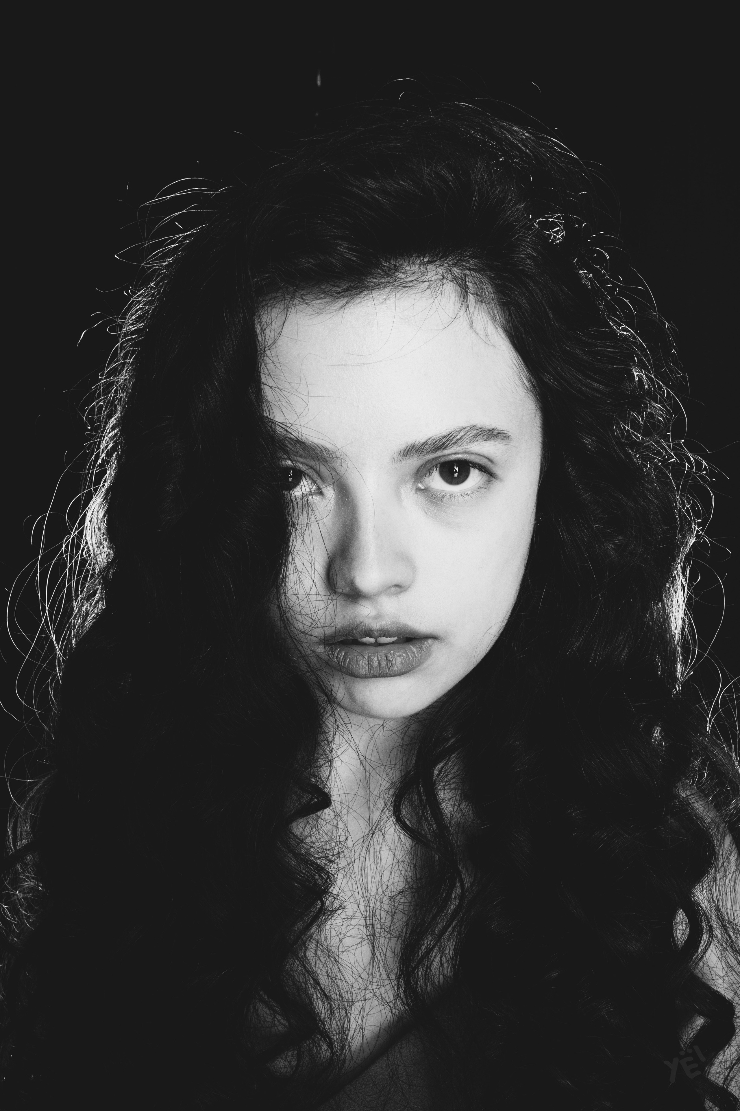 STUDIO PORTRAITS. NYC CREATIVE PHOTO/VIDEO PRODUCTION