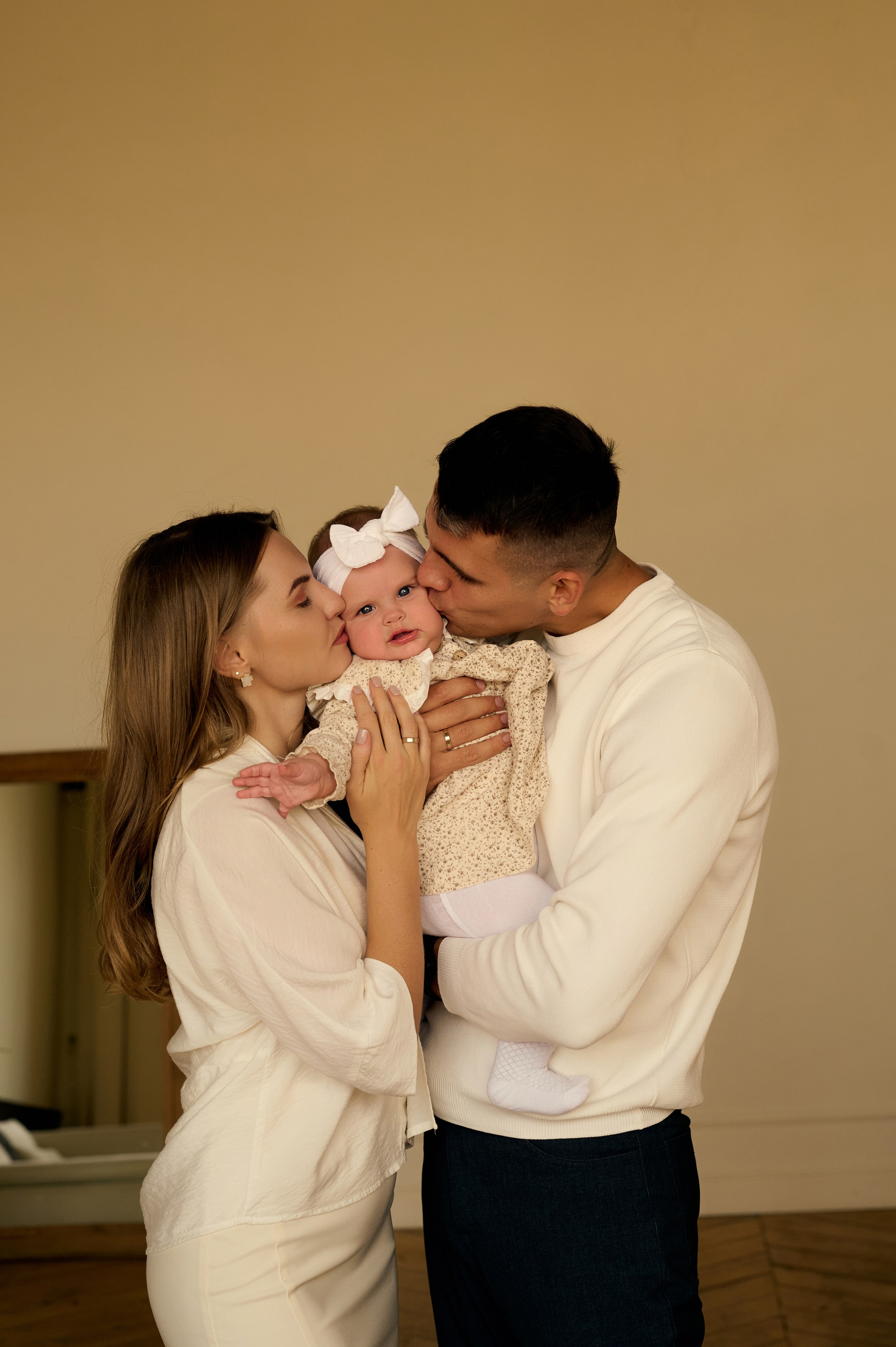 Анечка и Стас с Алиночкой. Фотограф в Краснодаре Скубицкая Альбина