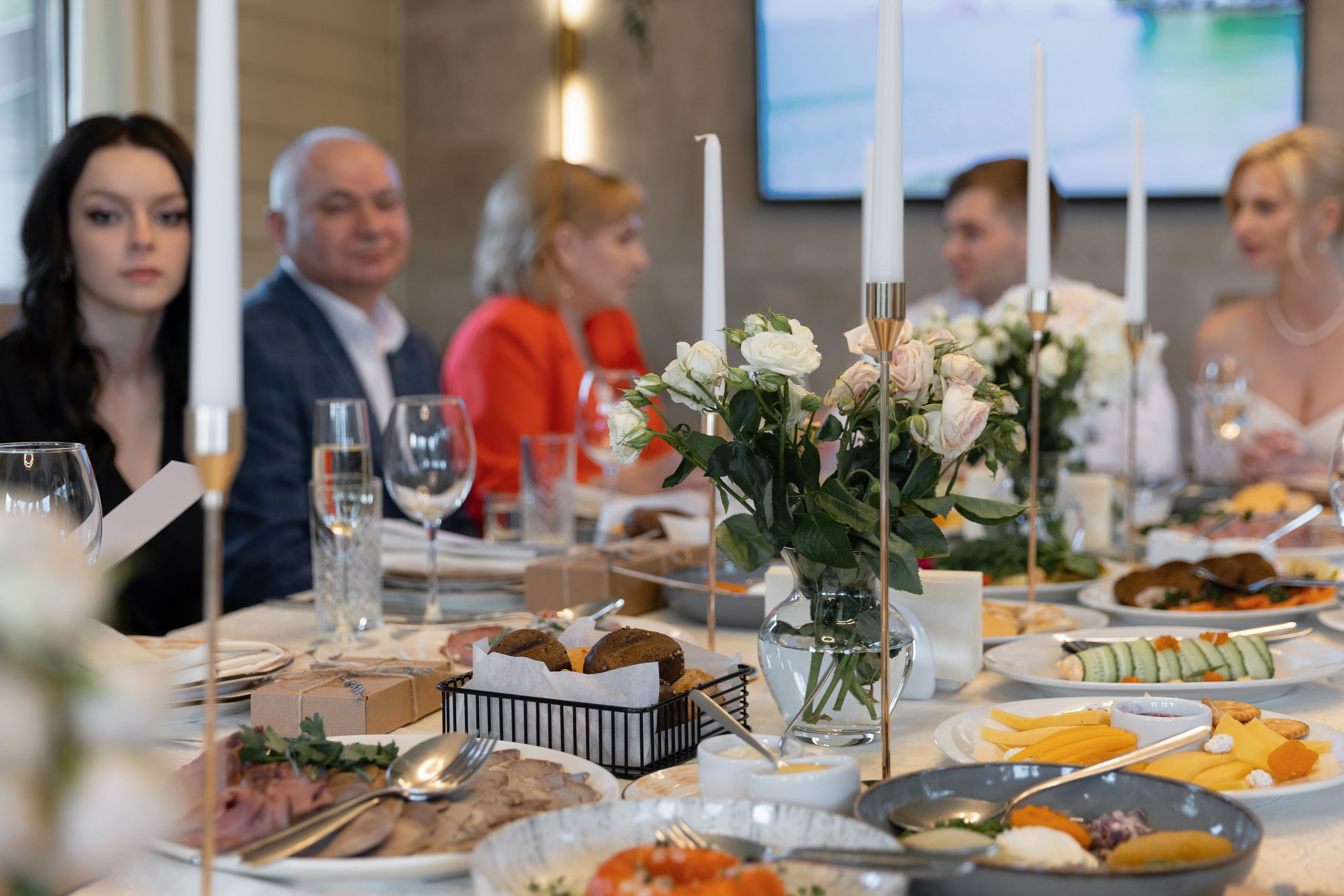 Свадебная фотосессия в Soluxe Hotel и роспись в Савеловском ЗАГСе. Свадебный фотограф в Москве Полина Лелетко