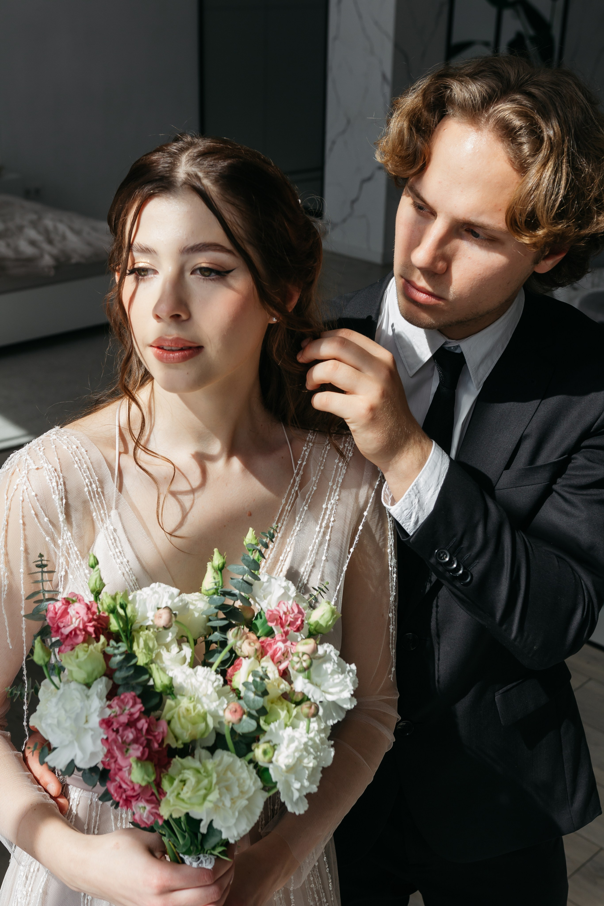 утро в отеле перед свадьбой