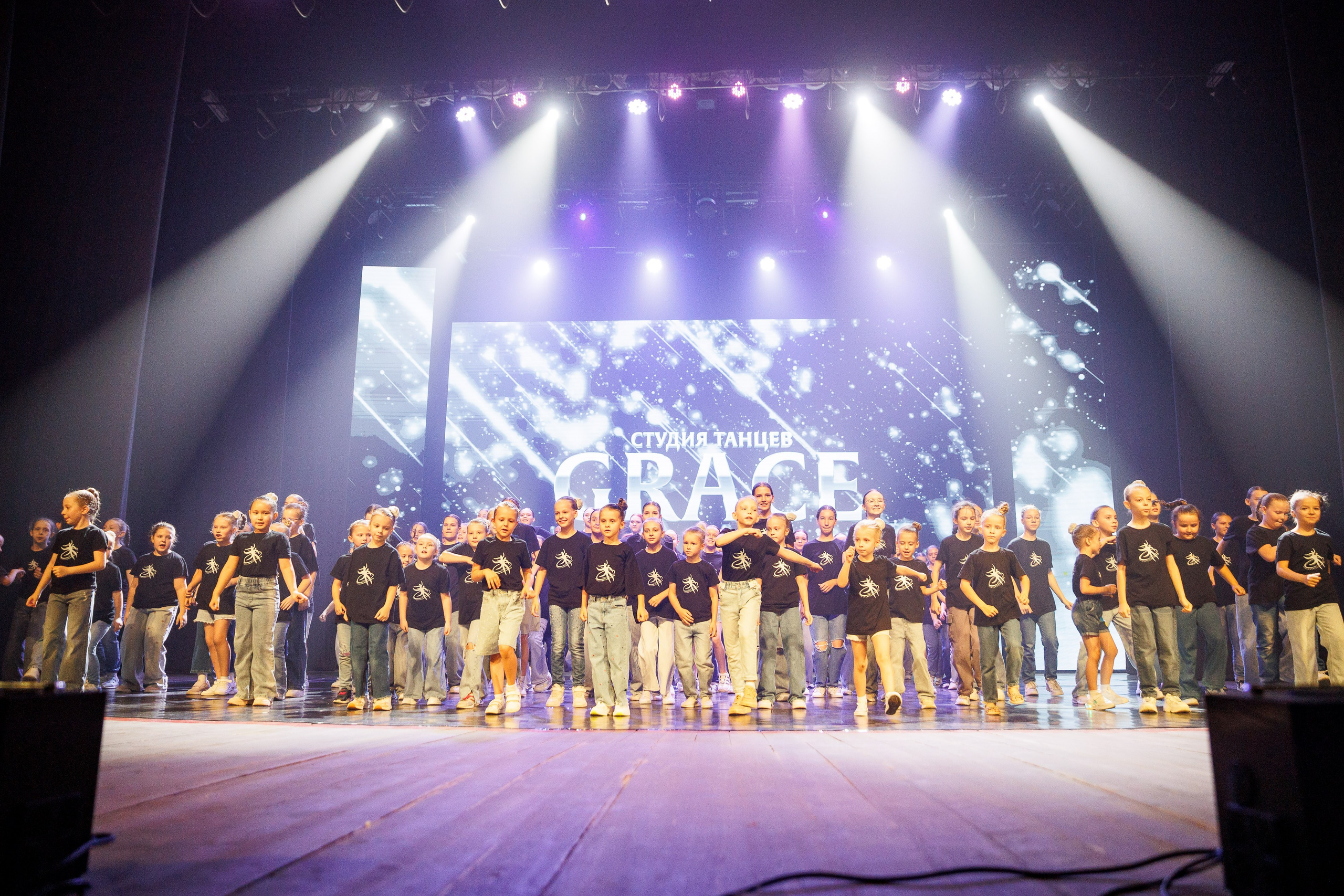 GRACE. Отчетный концерт. Фотограф Шейдаев Эмин г. Волгоград